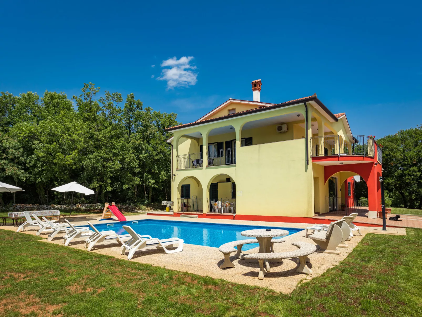 Villa Tanne-Draußen
