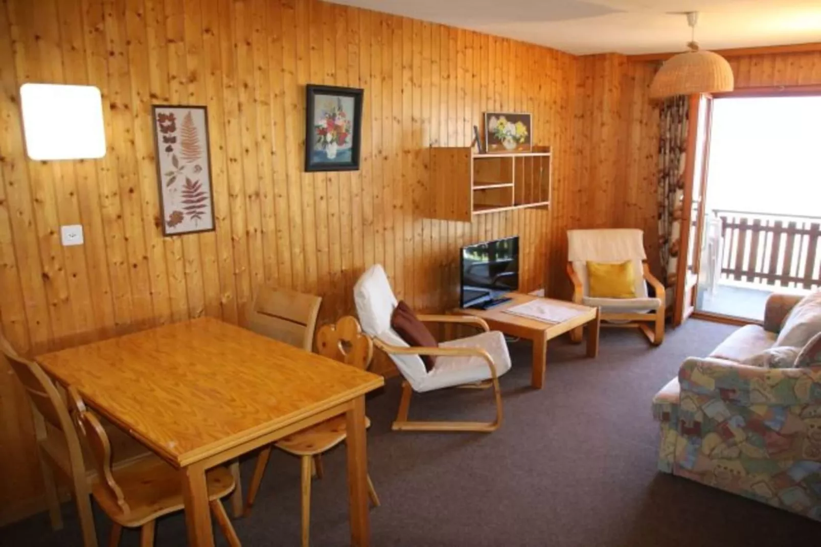Combyre C 035 - COMFORTABLE apartment 6 pers-Living room