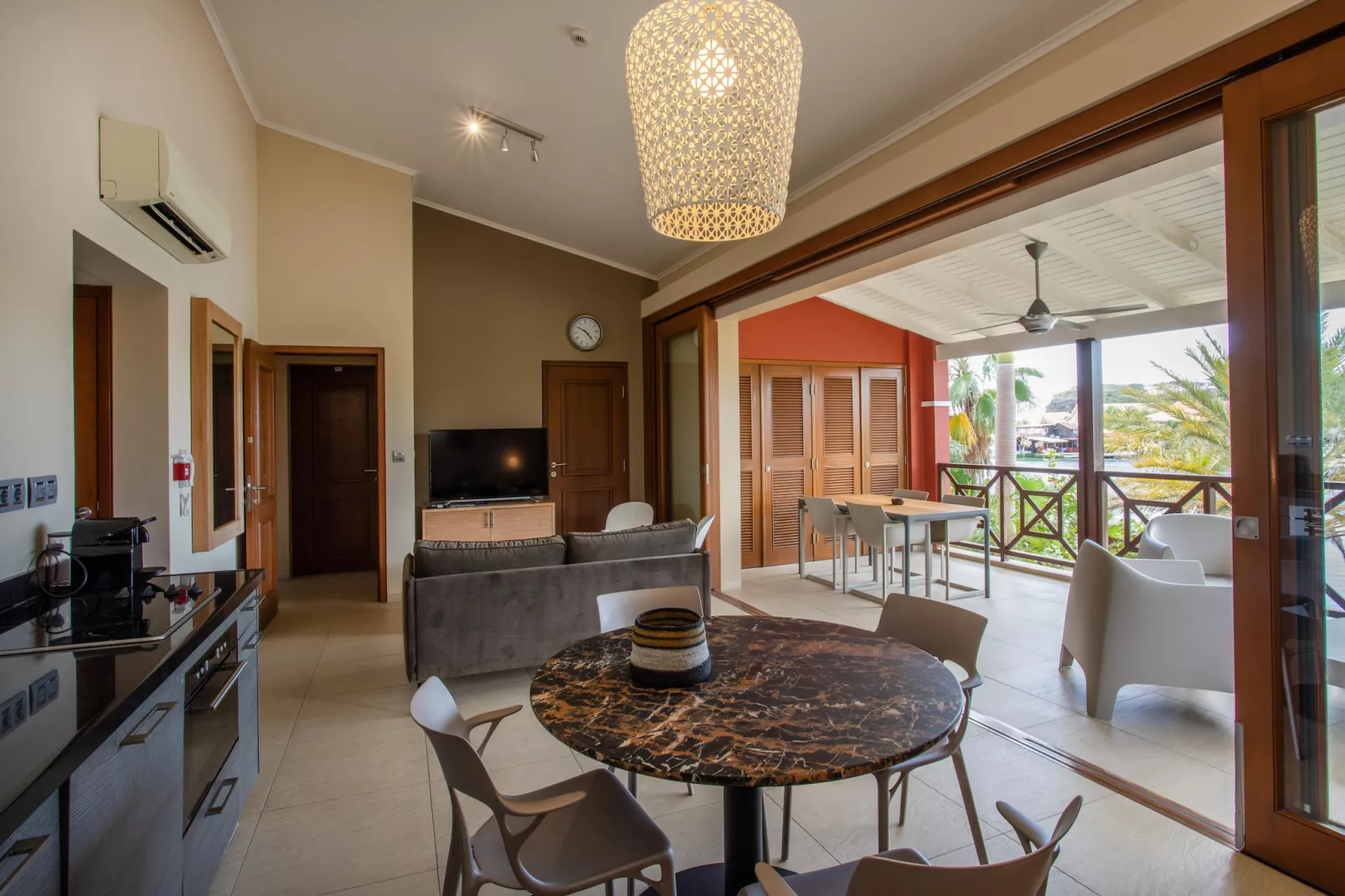 Spanish Water Apartment