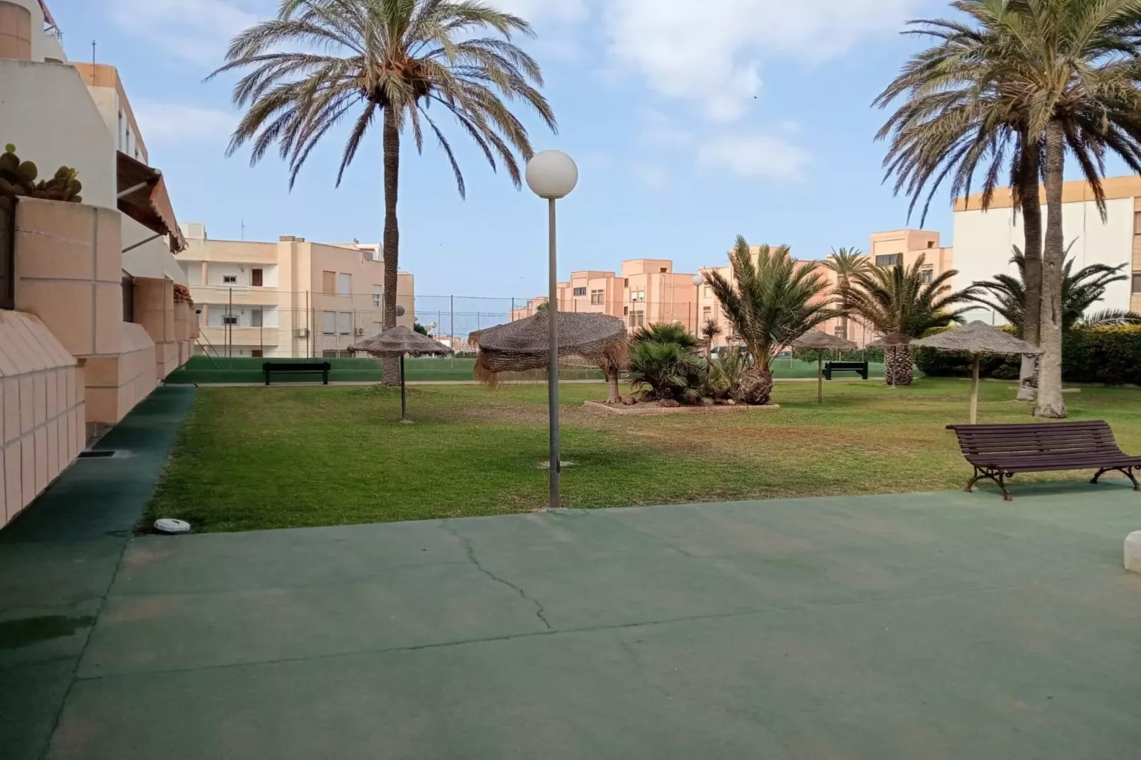 CT 288 AL - Faro's Retamar Cuddly Nest for 2-Outdoor