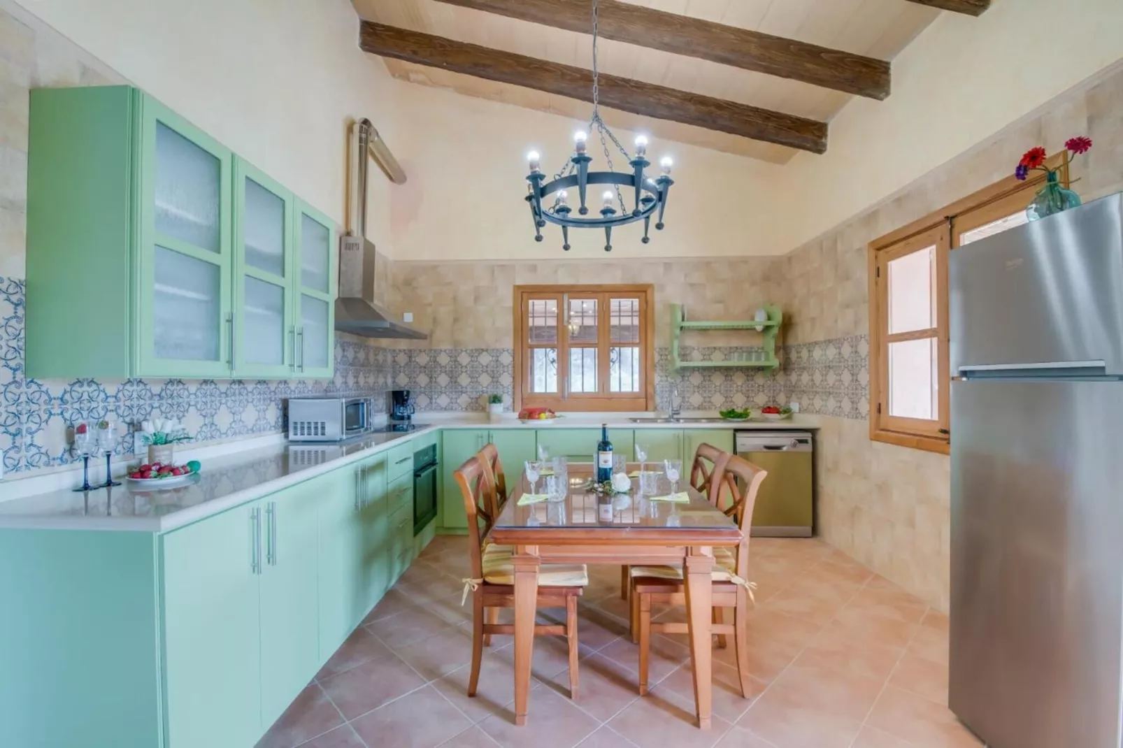 Ses Comes-Dining room