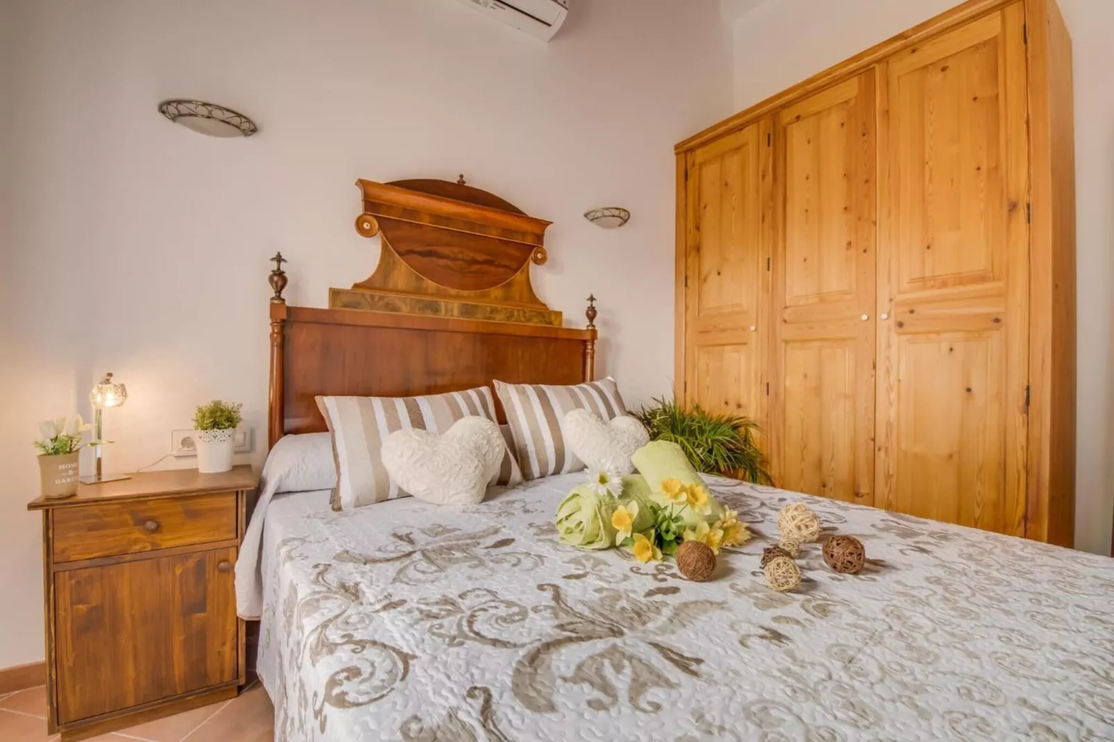 Ses Comes-Bedroom