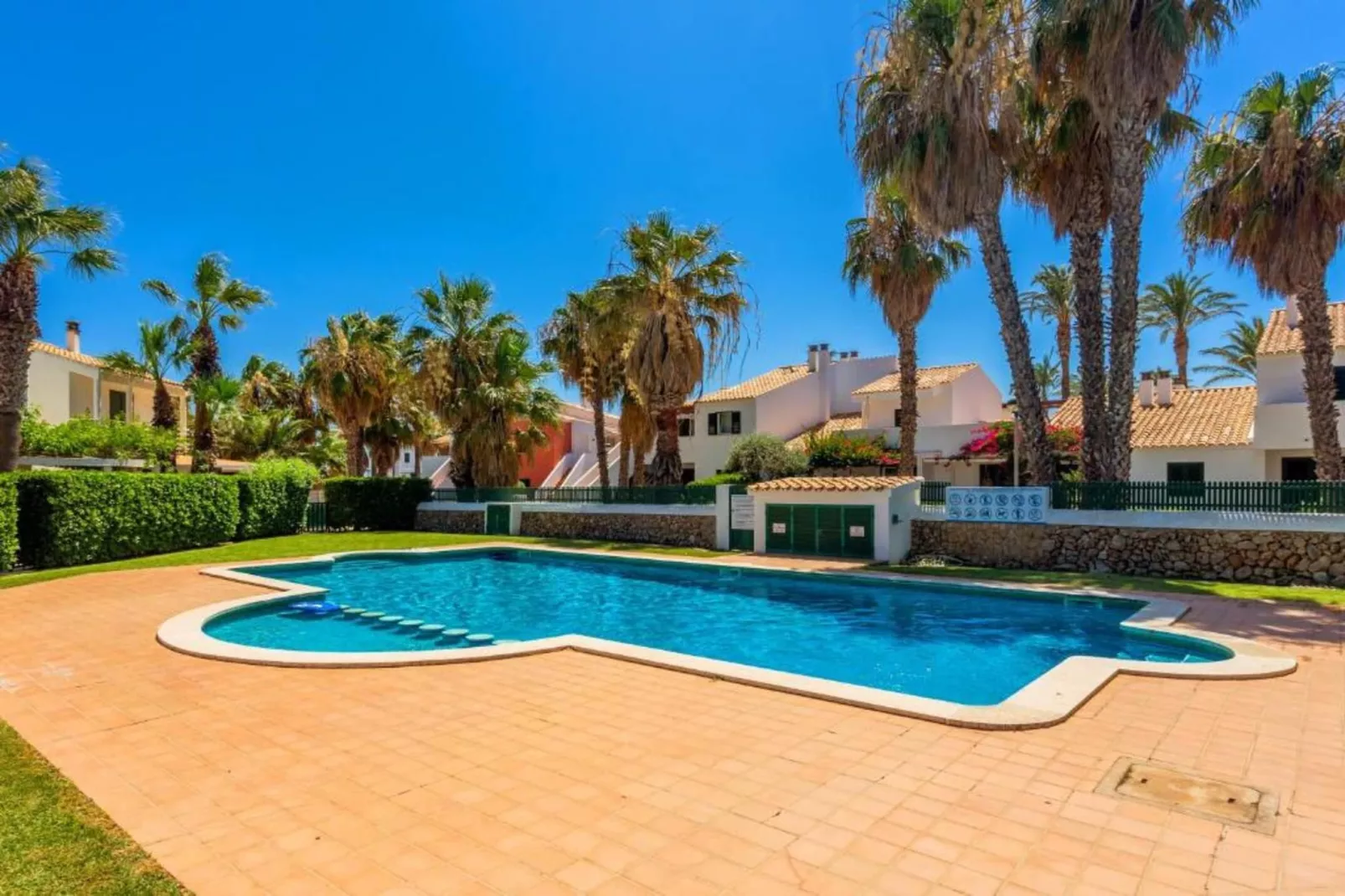 CT 328 - Faro's Butiplaya Apartment for 2-Areas summer 5km