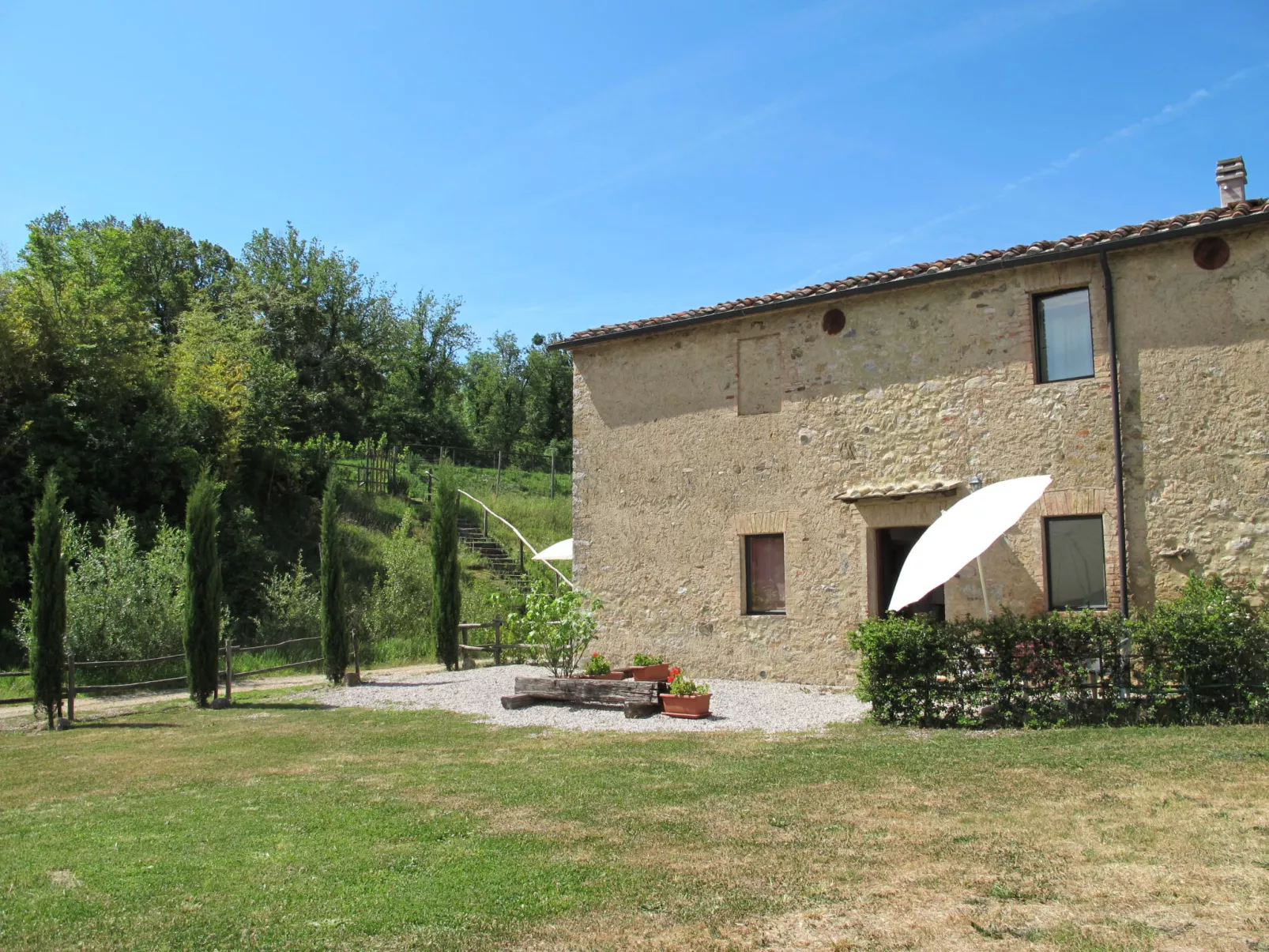 La Casa Antica-Outside