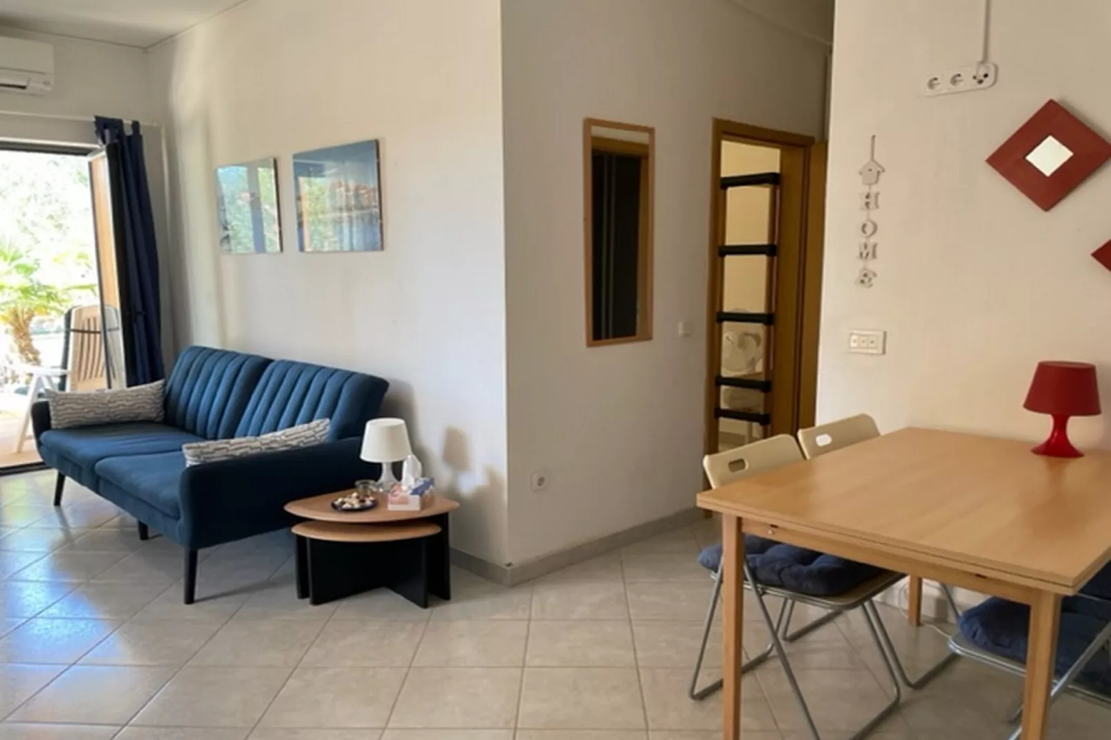 Apartment Panous 1-Living room
