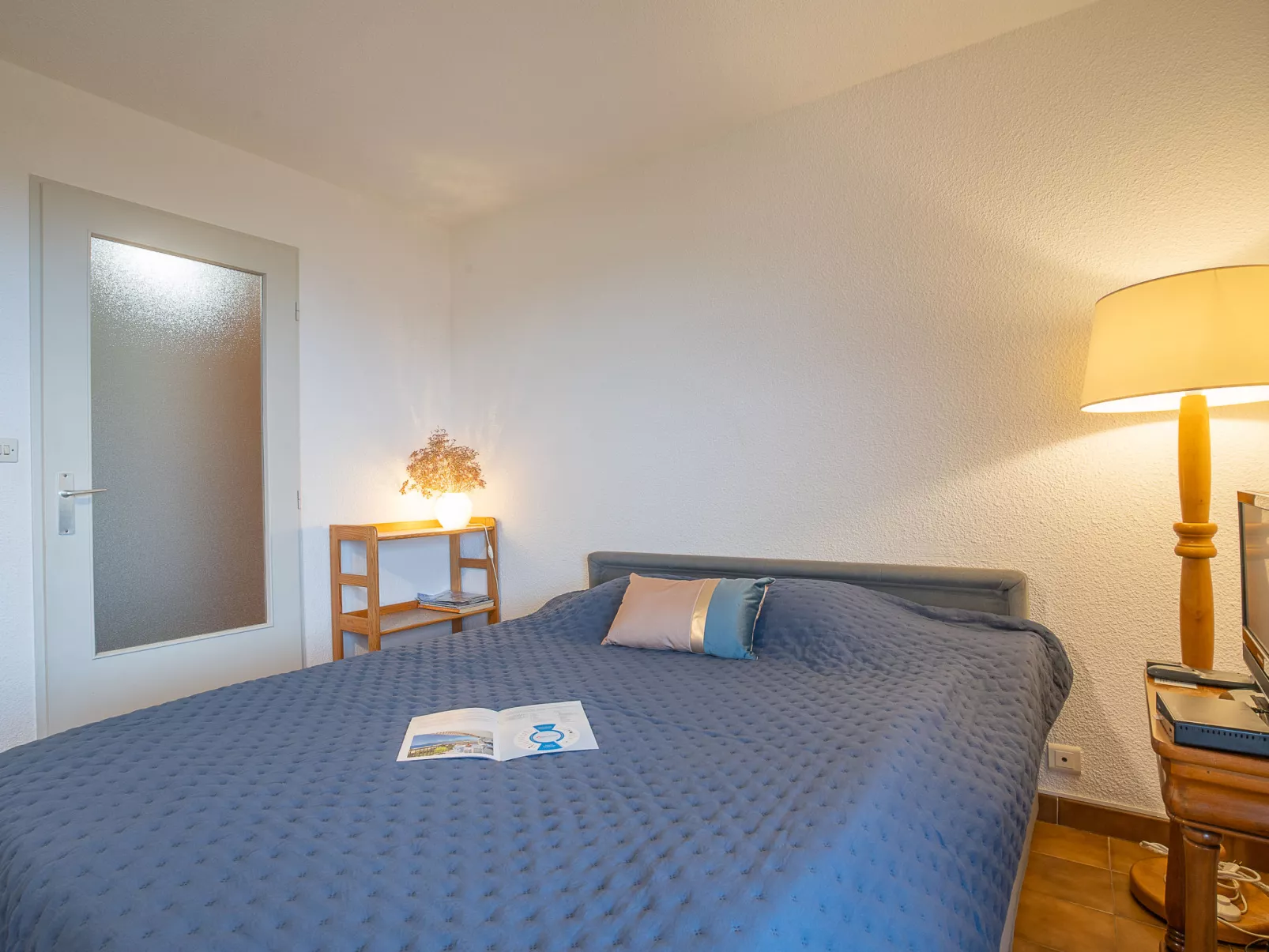 Agay Plage-Inside
