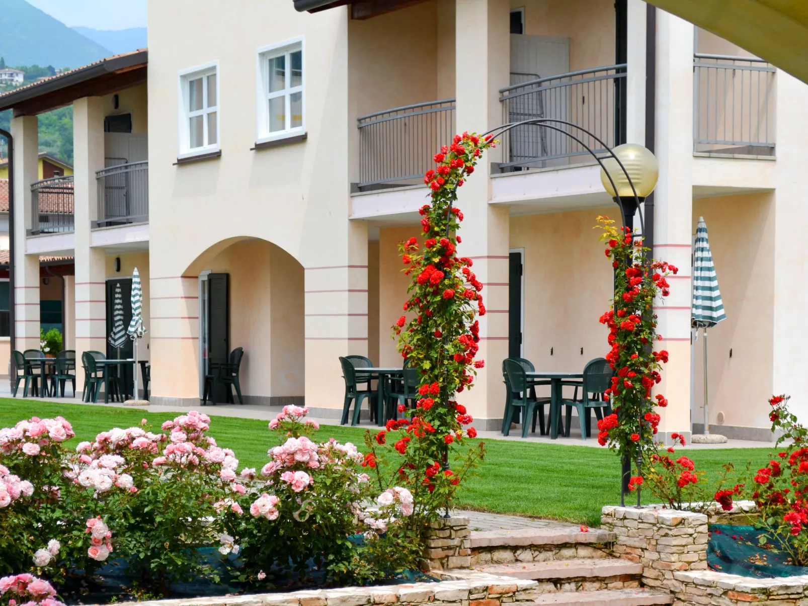 Corte delle Rose-Outside