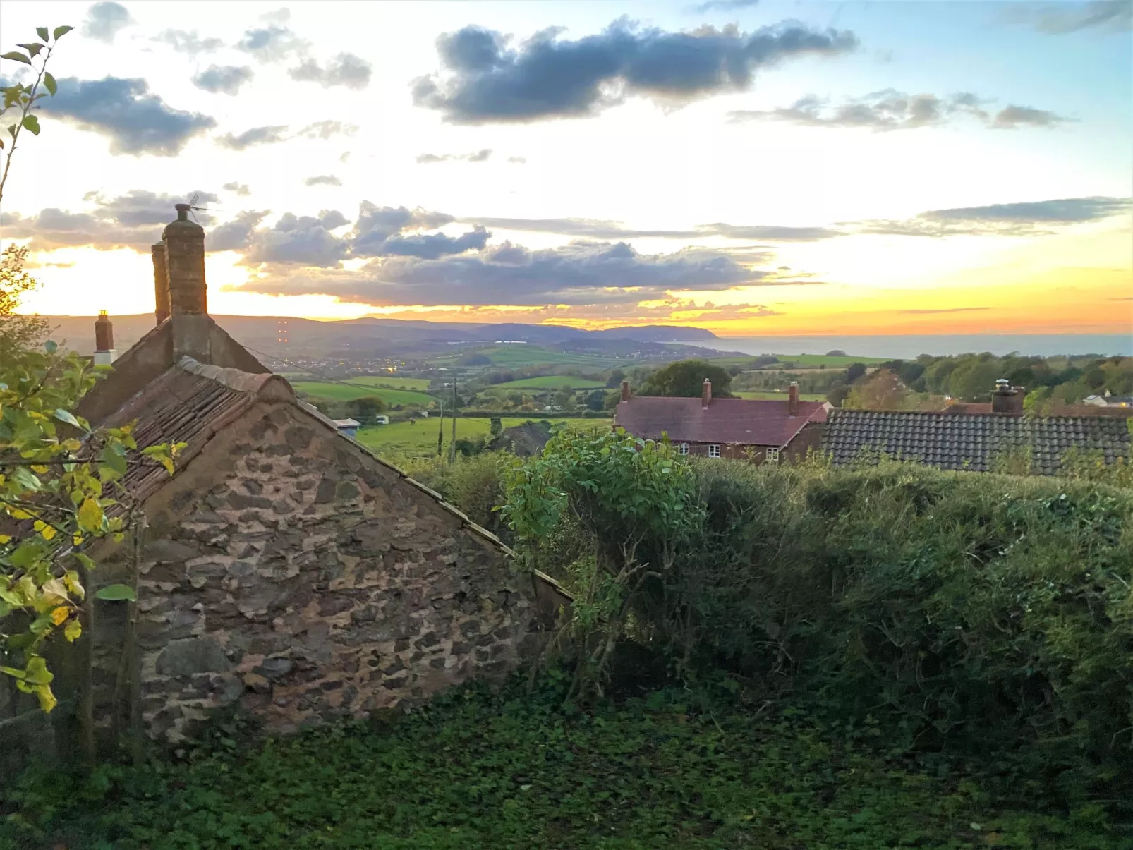 Moonfleat Cottage-Outside