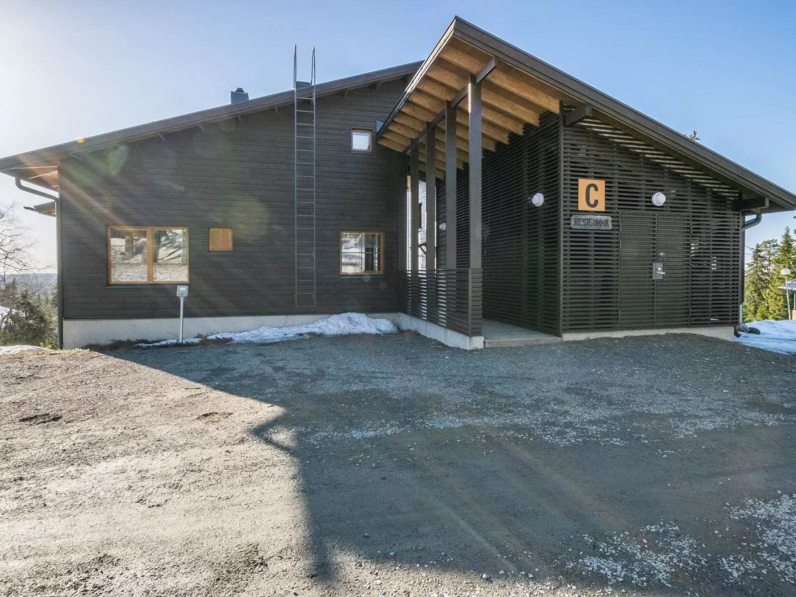 Kesä-iikka c6-Outside