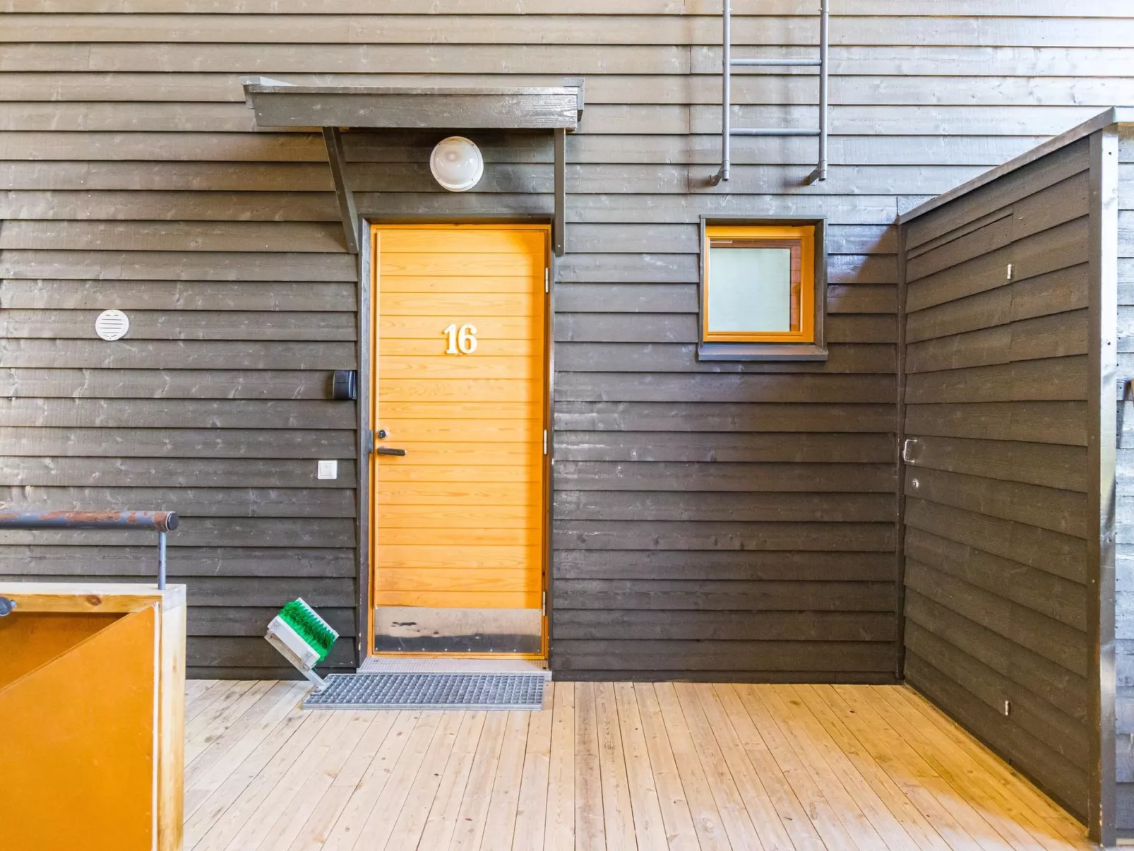 Karhunvartijan linna b16-Inside