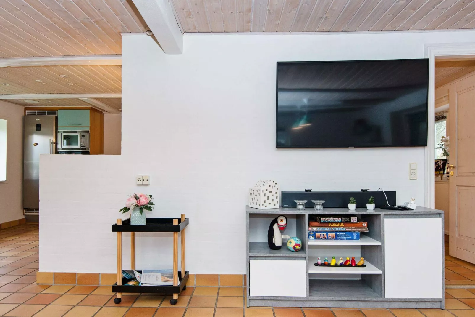 8 person holiday home in Henne-Indoor