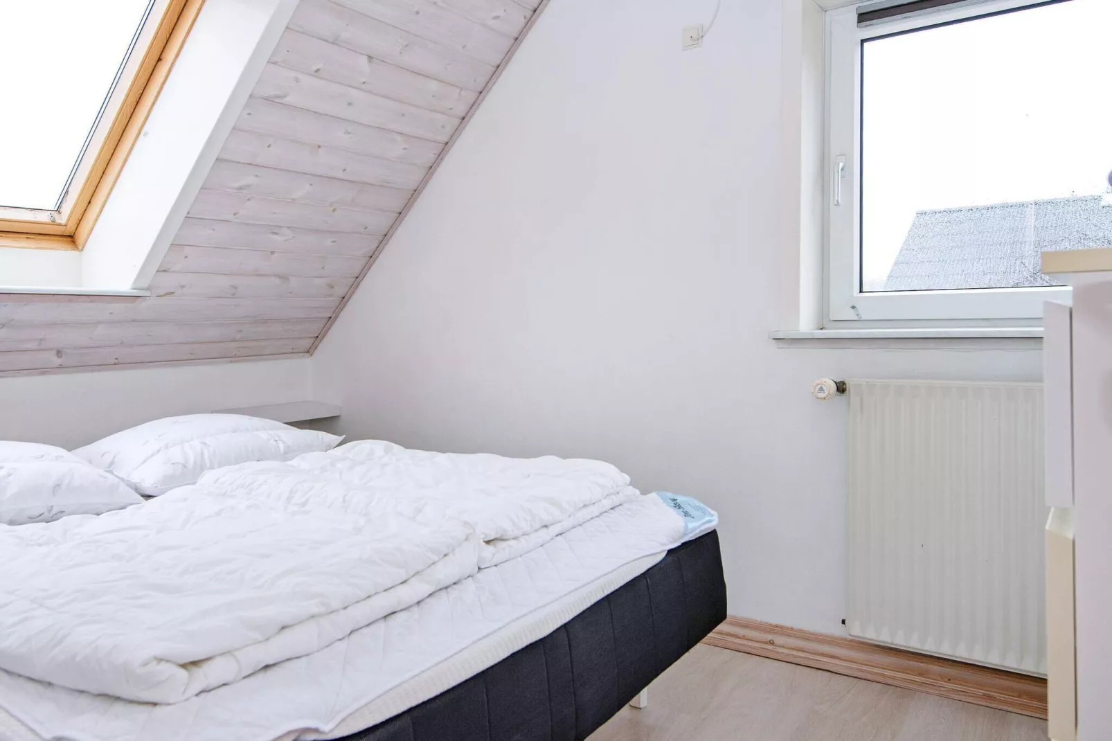 8 person holiday home in Henne-Indoor