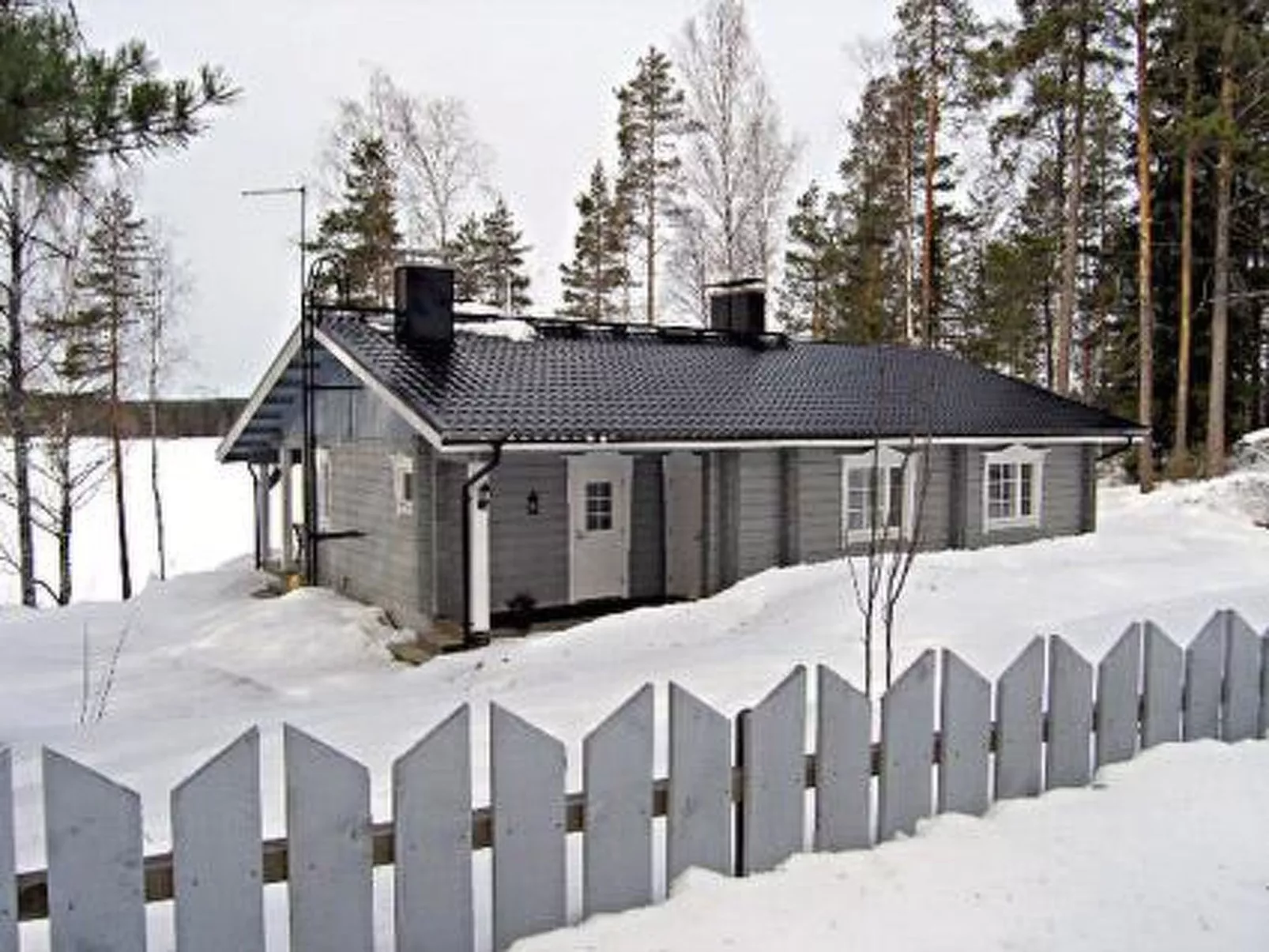 Varvali-Outside