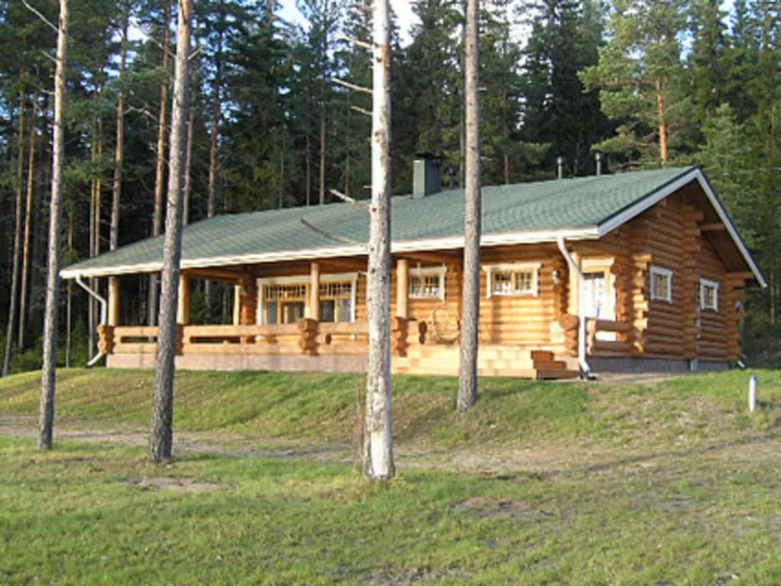 Kivitasku-Outside