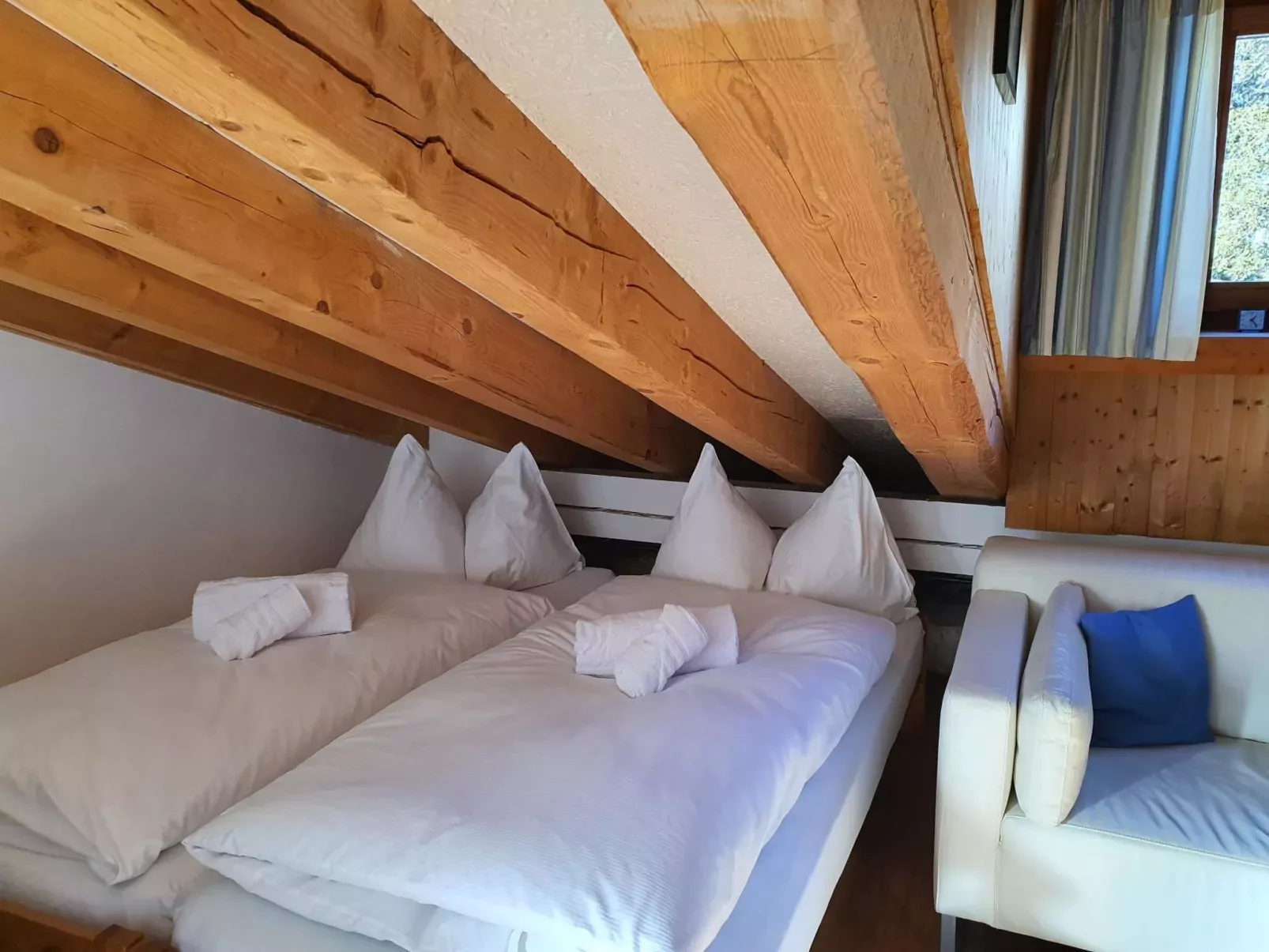 Casa Fadail Seura 21-Inside