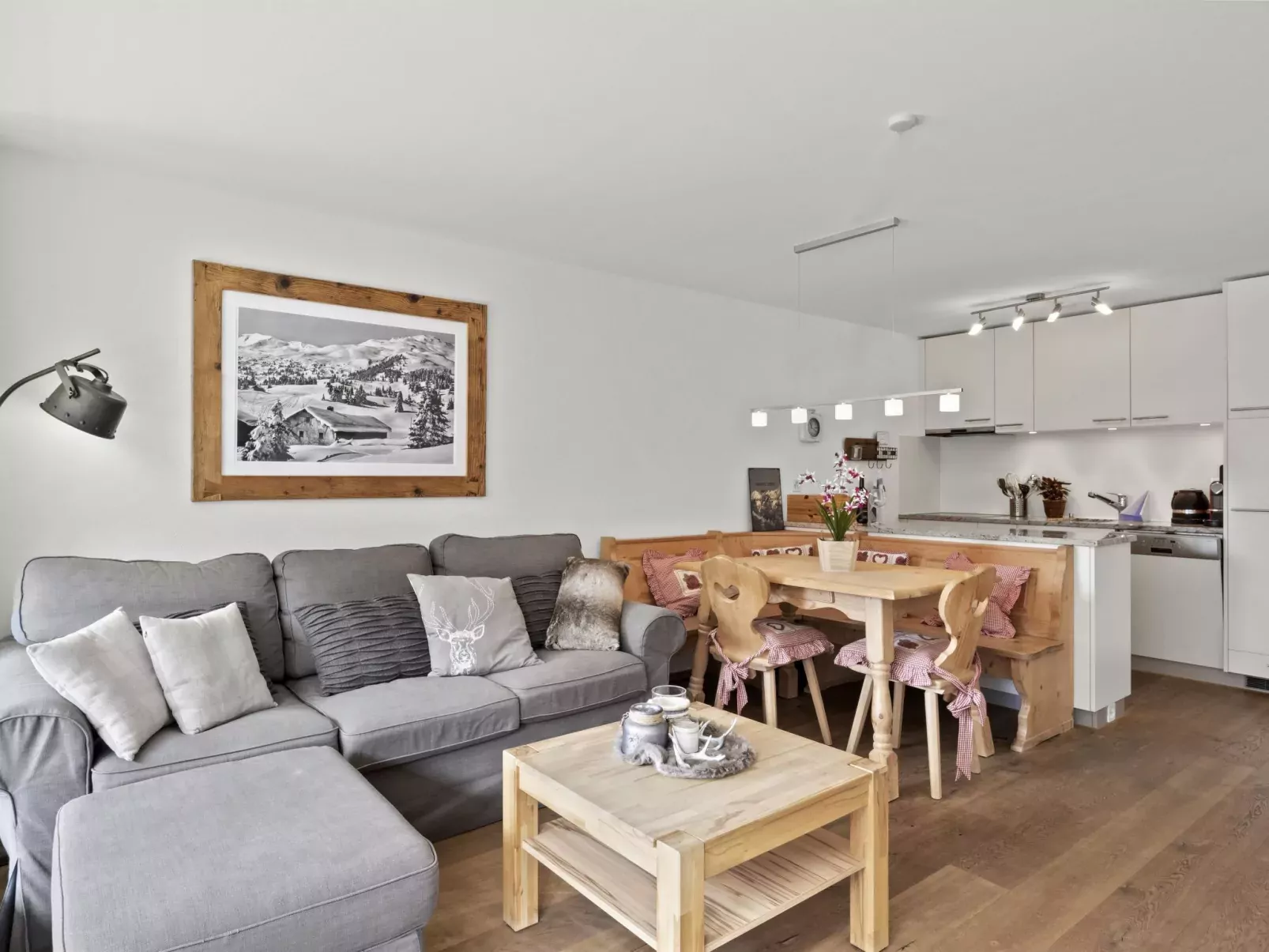 Nr.43 Haus Sotmirana-Dedans