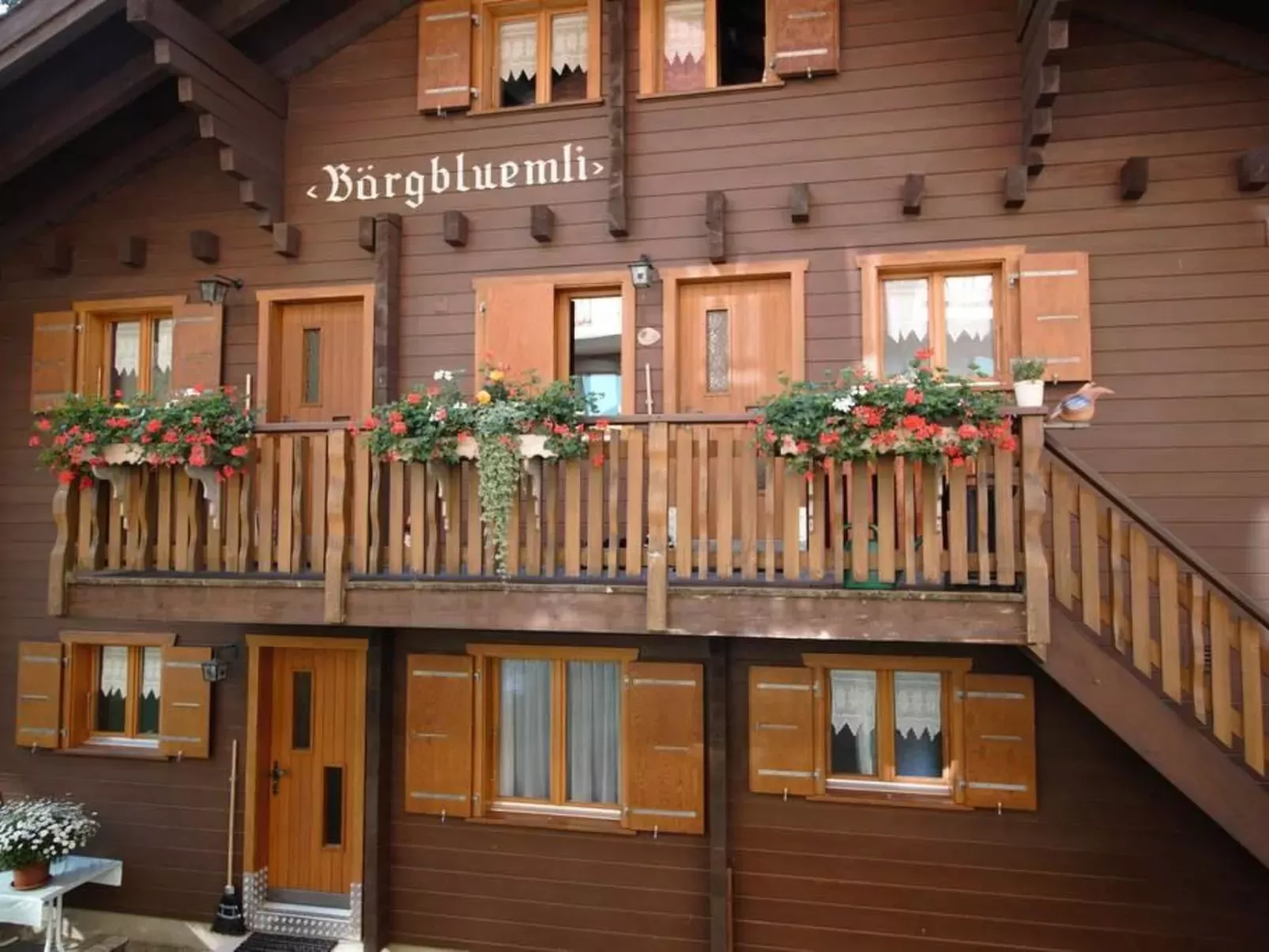 Bärgblüemli 1. OG Ost-Outside