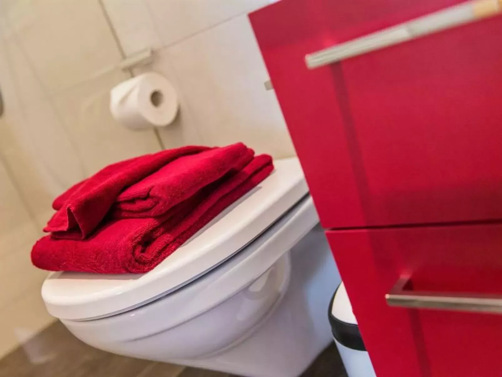 Apartmenthaus Riederhoru A 1. OG Ost-Inside