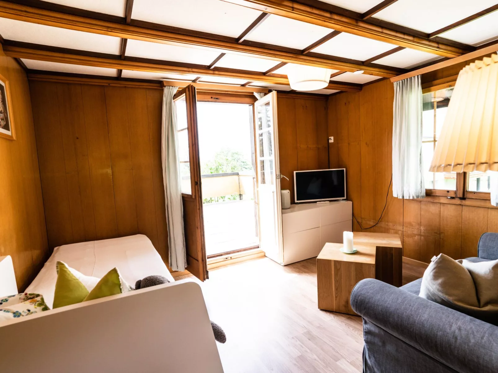 Bürcher Haus 1. OG Süd-West-Inside