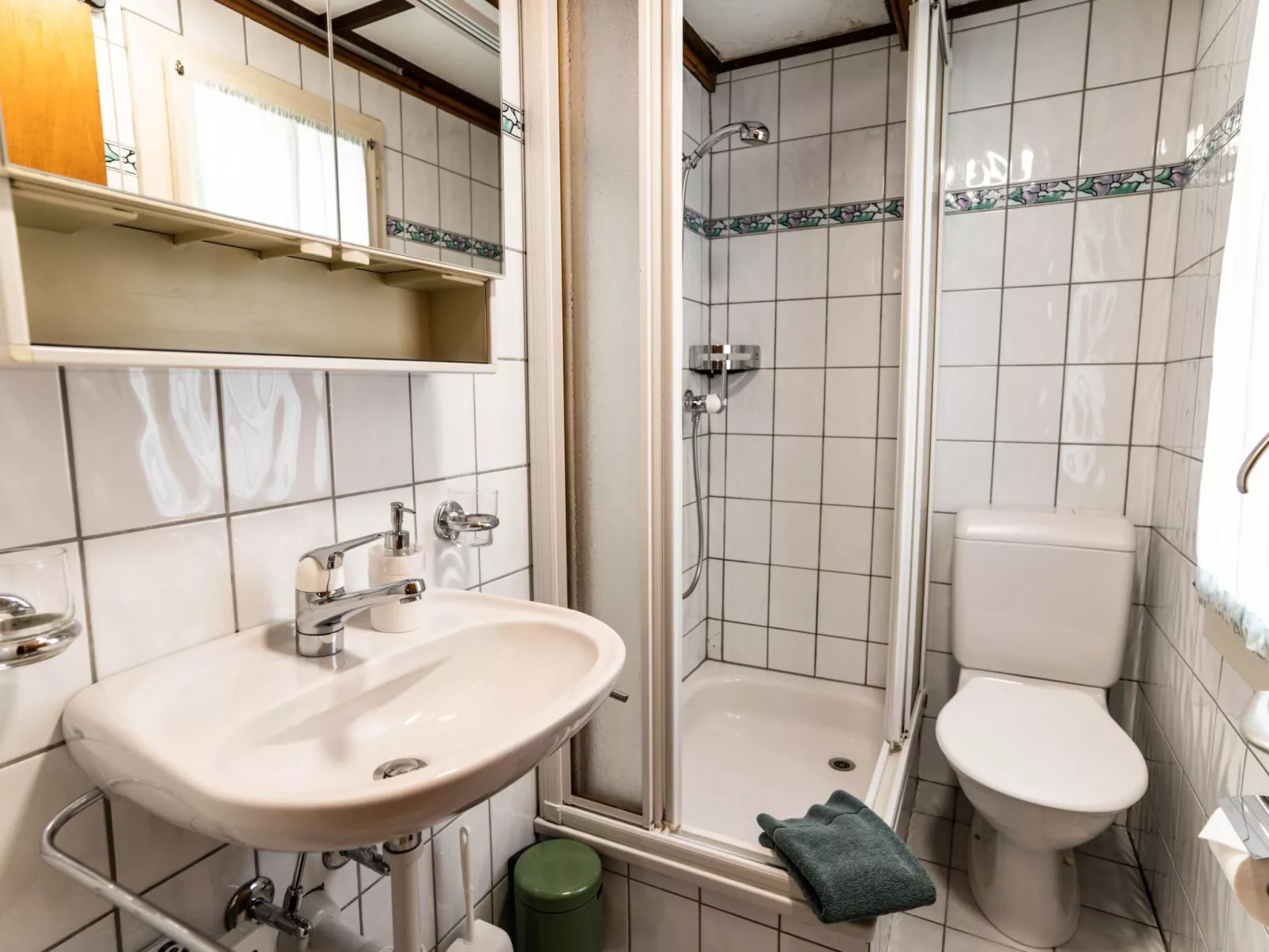 Bürcher Haus 1. OG Süd-West-Inside