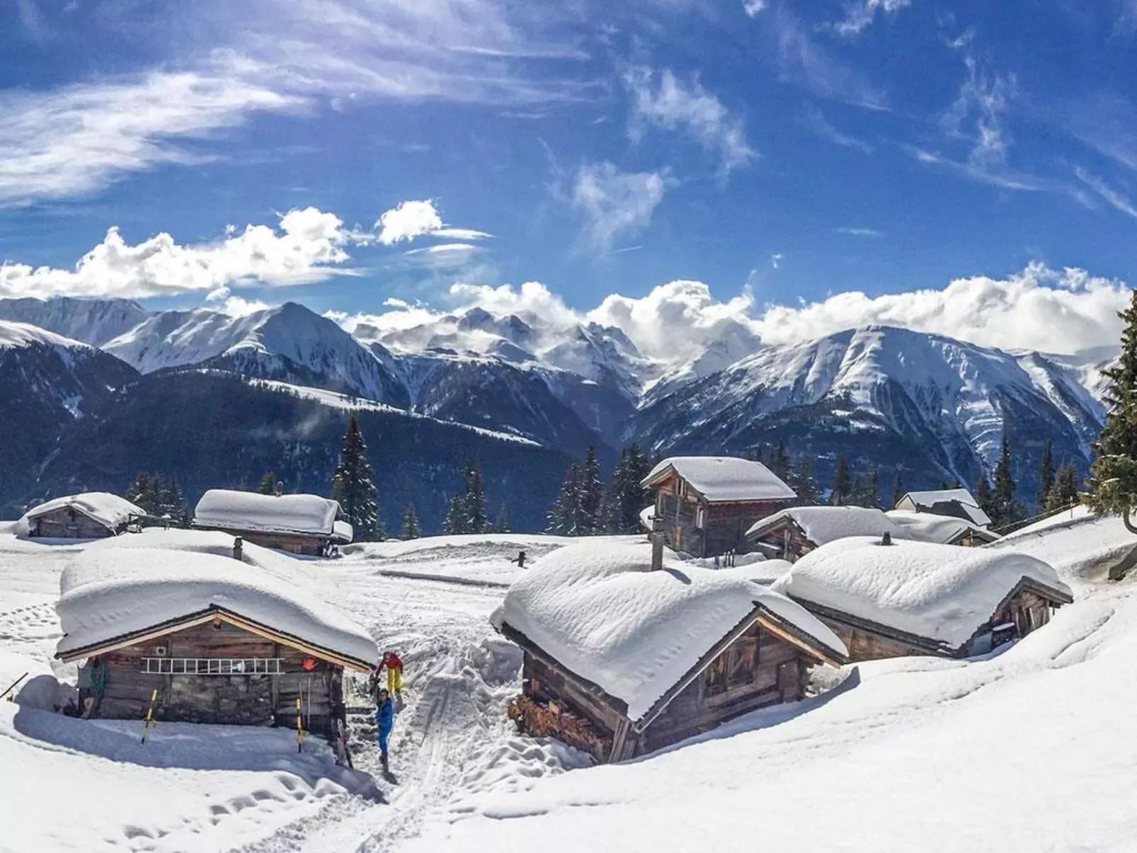 Alphütte Bielerchäller-Dehors