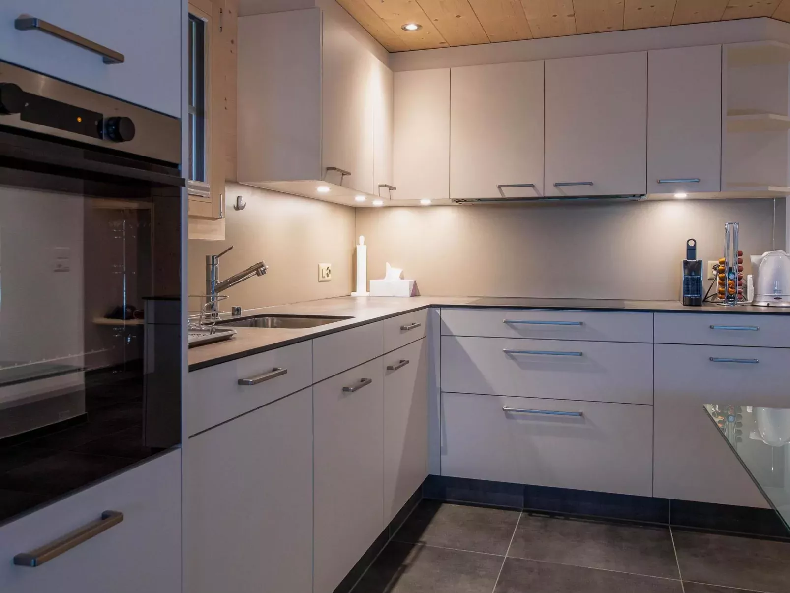 Untere Bühlstrasse 10 - EG - Dedans