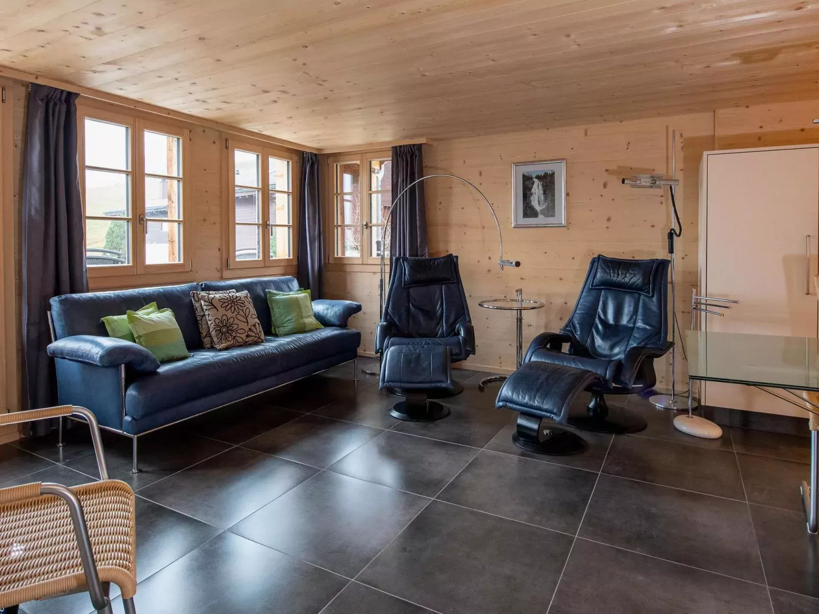 Untere Bühlstrasse 10 - EG - Dedans