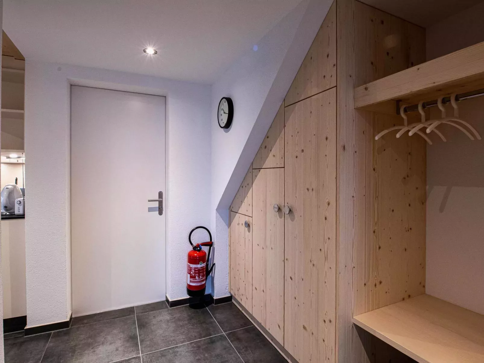 Untere Bühlstrasse 10 - EG - Dedans