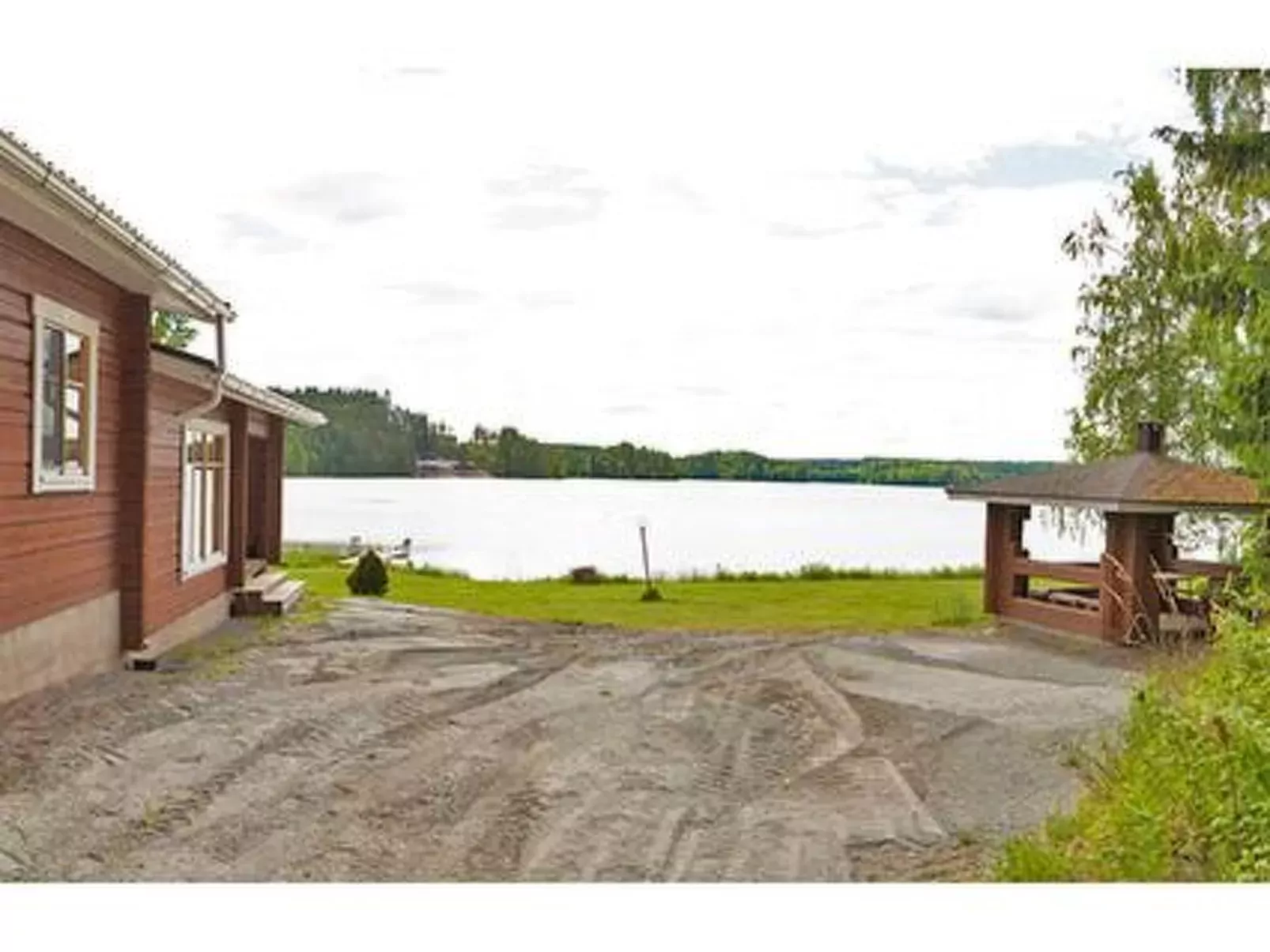 Petäjäinen-Outside