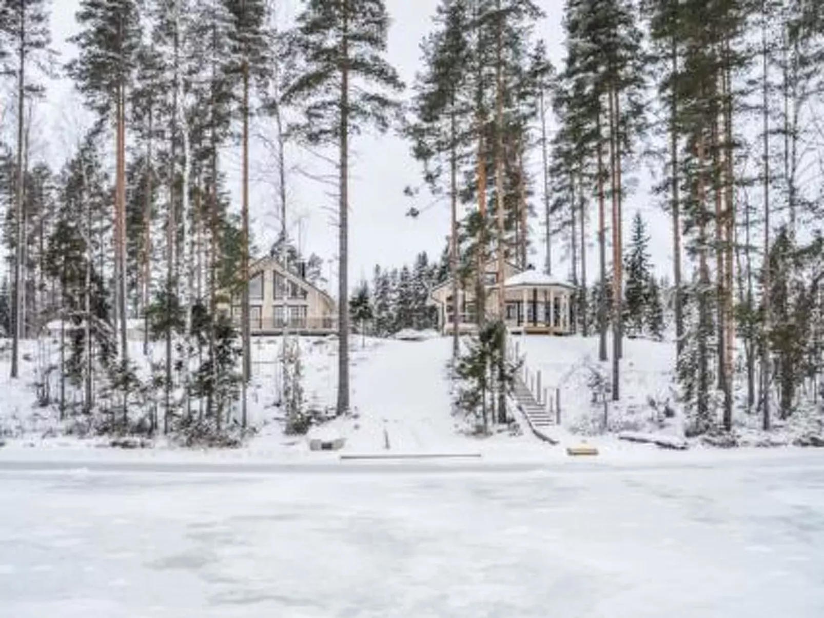 Aurinko-Outside