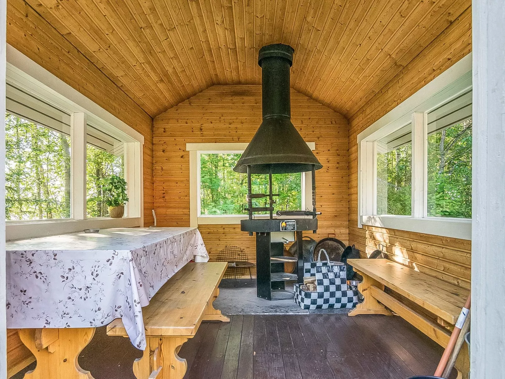 Laavusranta-Inside
