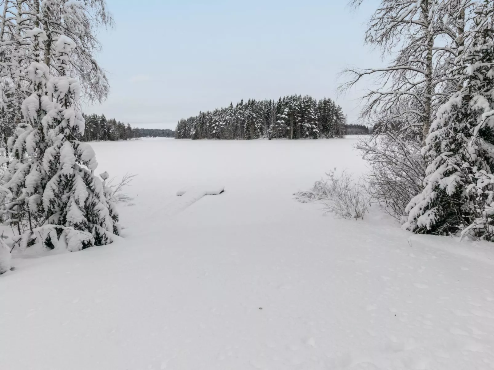 Kuusela-Dedans