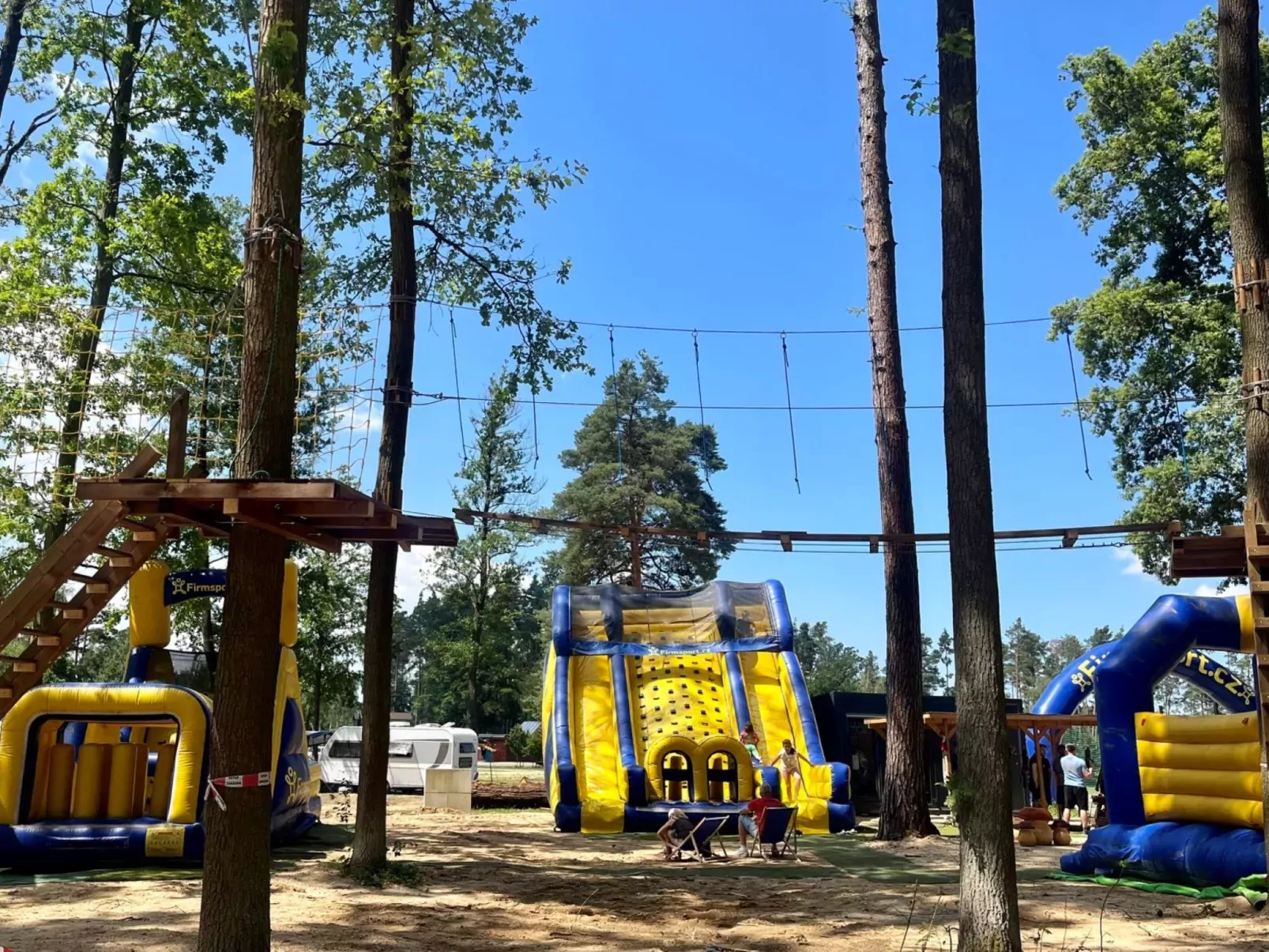 Kemp Stříbrný rybník-Draußen