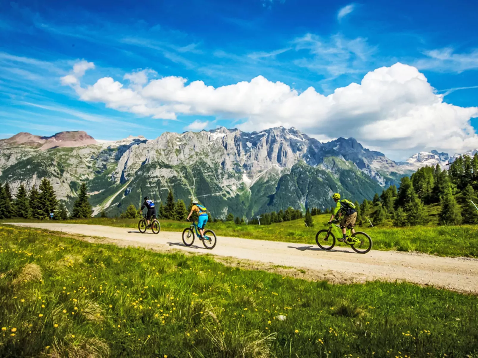 Casa Maya Ski & Bike-Environnement