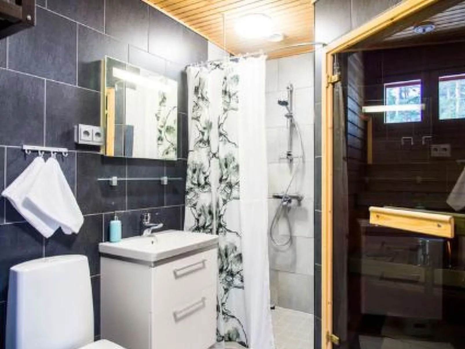 Haapala suites 11-Inside