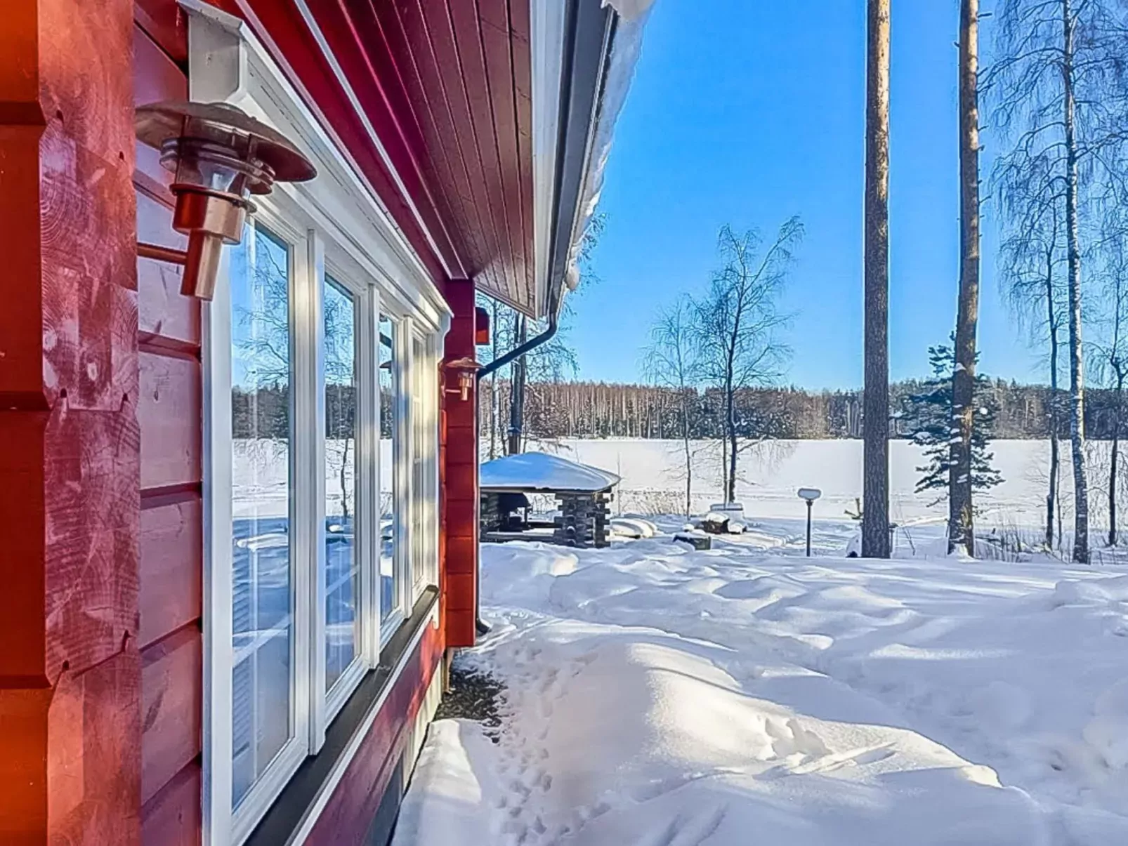 Kuikanranta-Outside