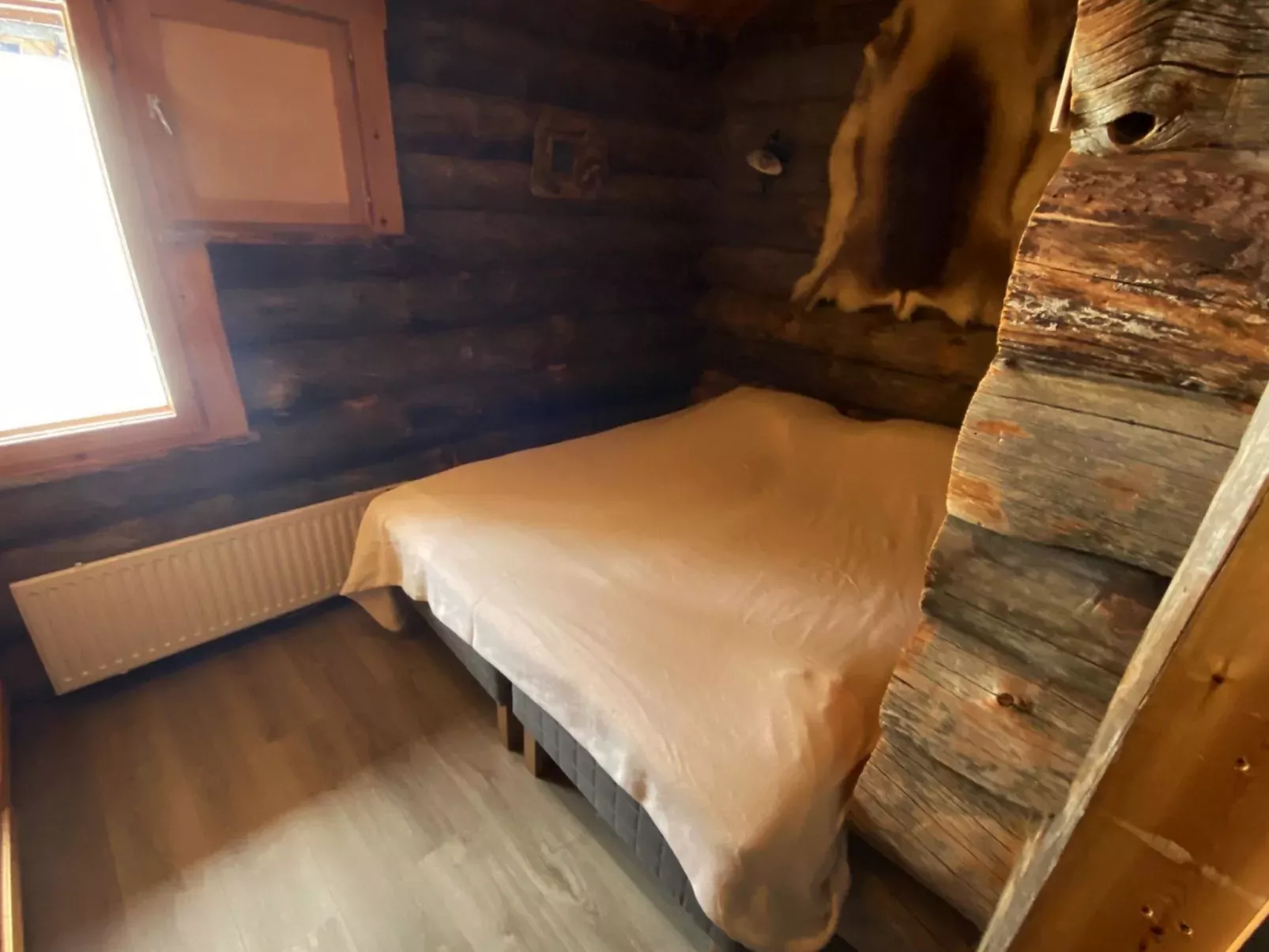 Sallanhelmi a2-Inside