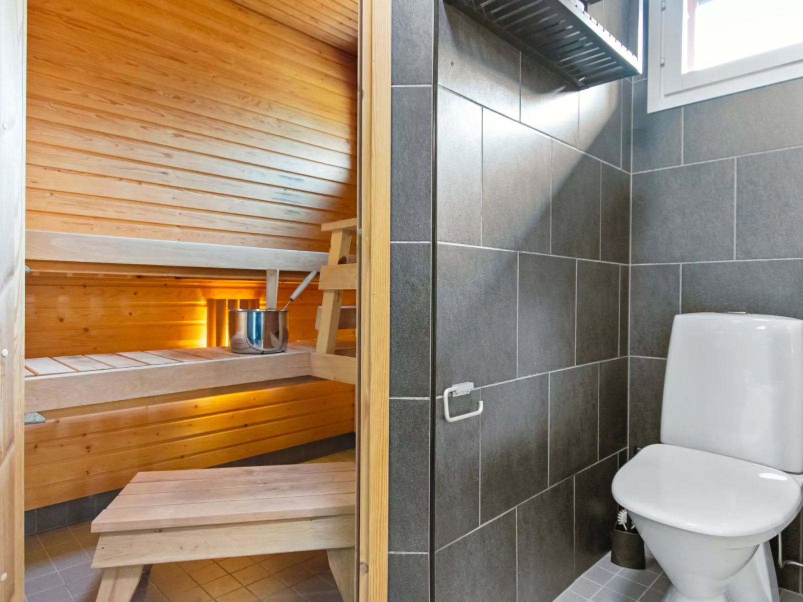 Haapala suites 13-Inside