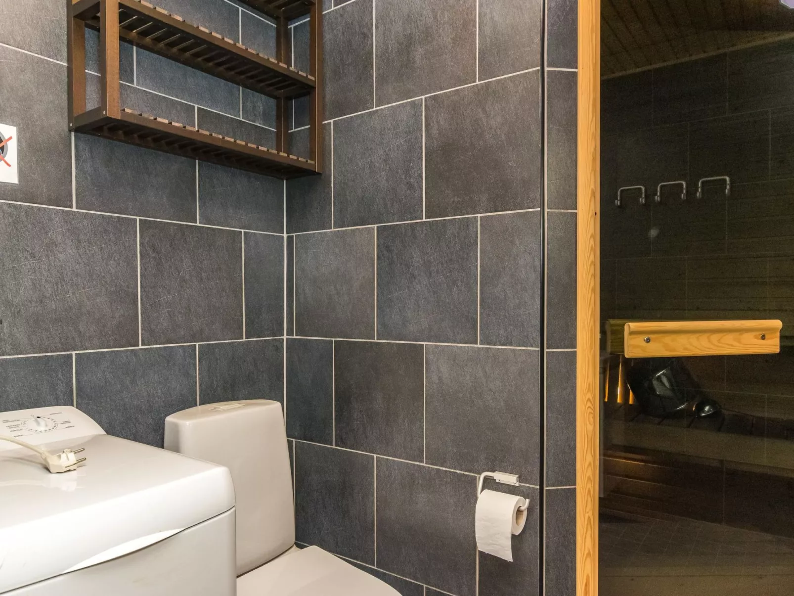 Haapala suites 16-Inside