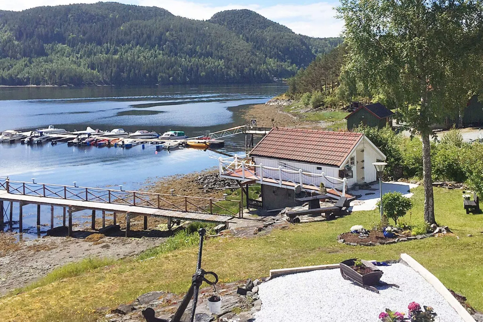 6 person holiday home in Åsenfjord-By Traum