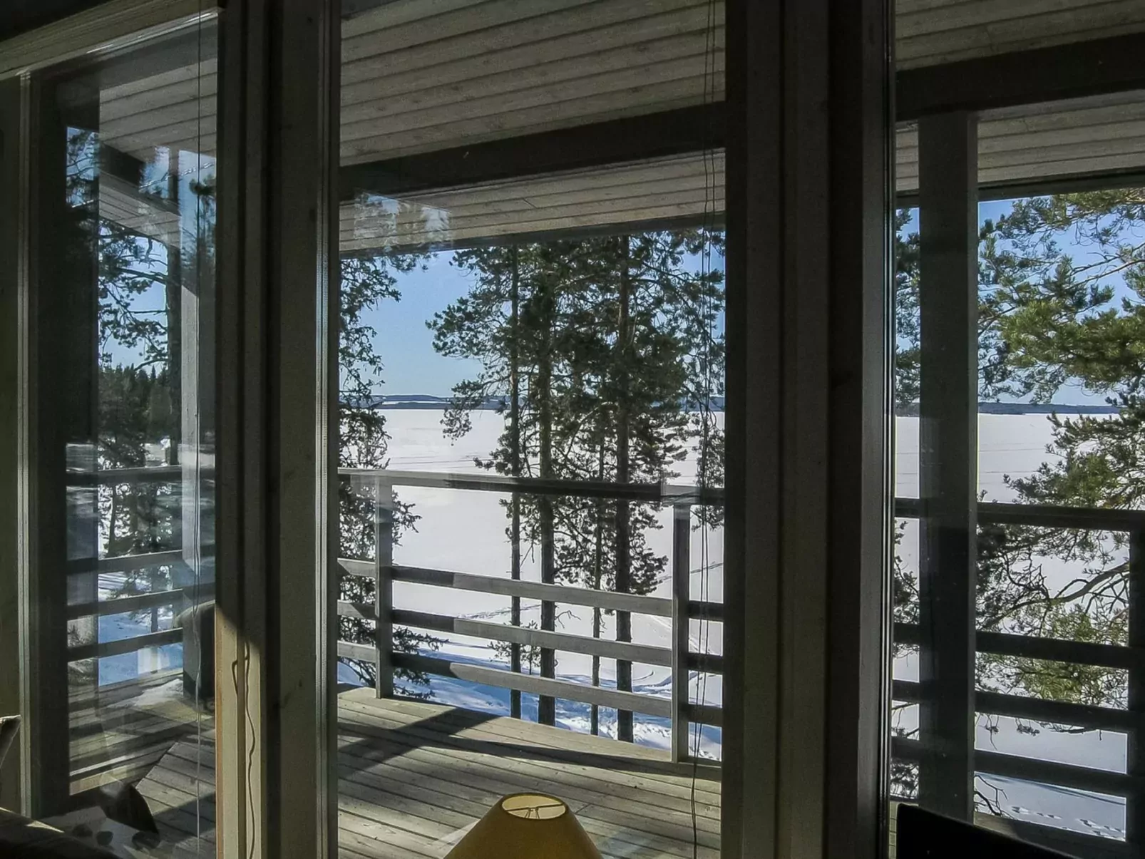 Keskikallio, nuasjärvi-Dedans