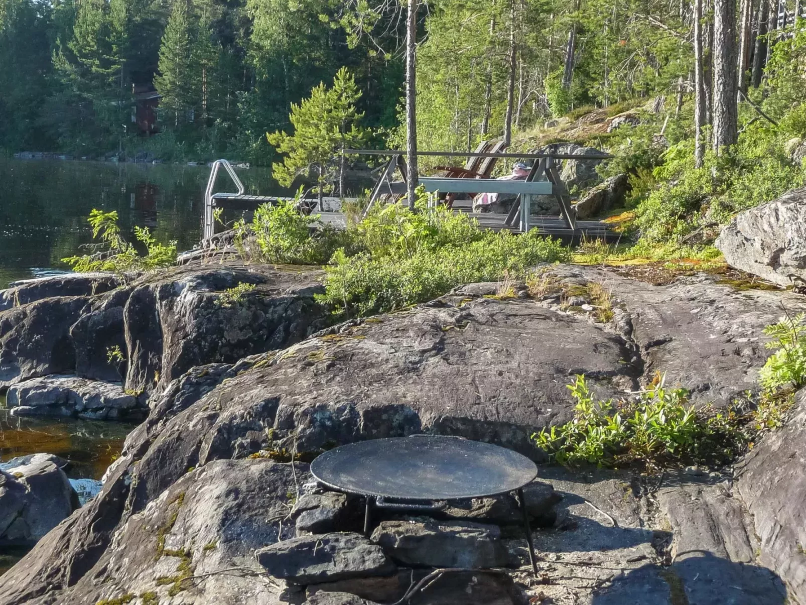 Keskikallio, nuasjärvi-Dehors