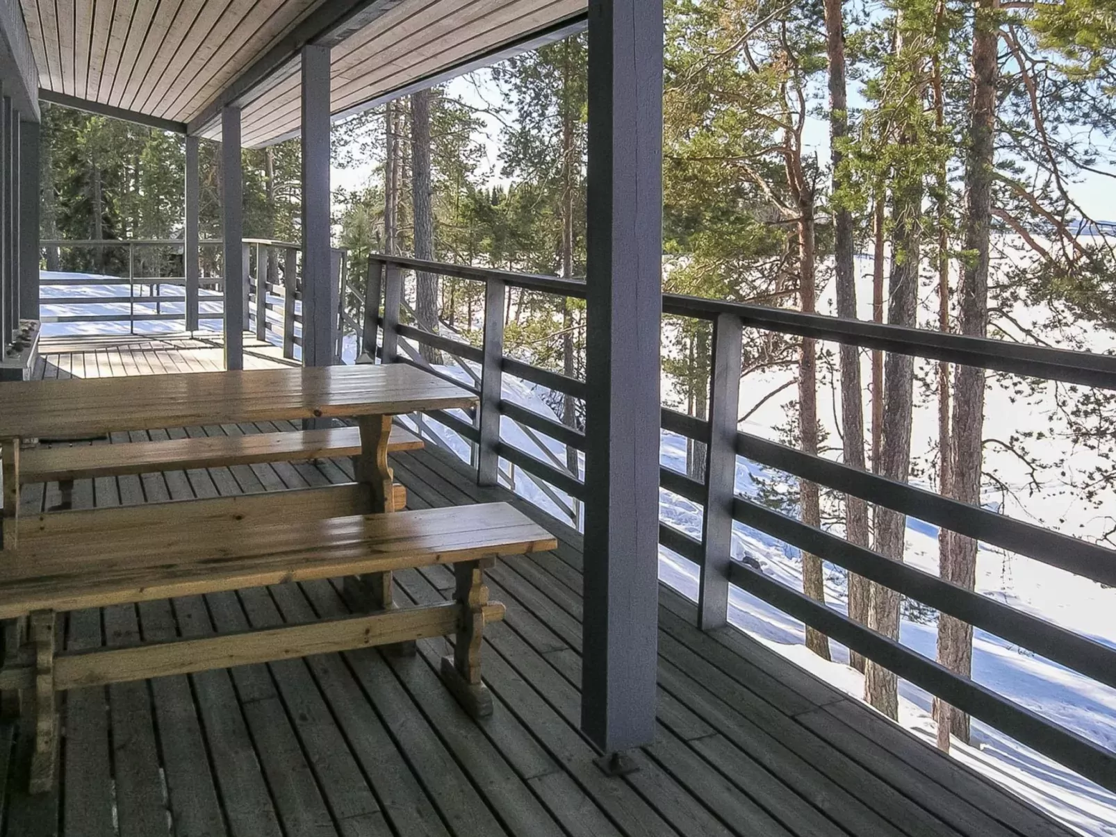 Keskikallio, nuasjärvi-Dehors