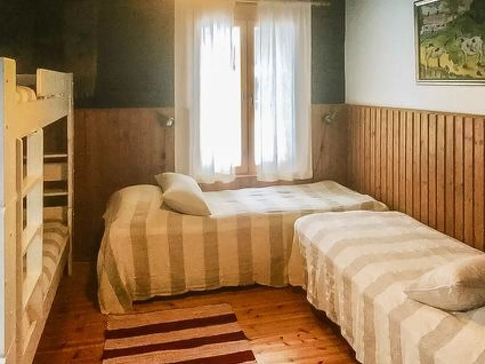 Virtaan väentupa-Inside