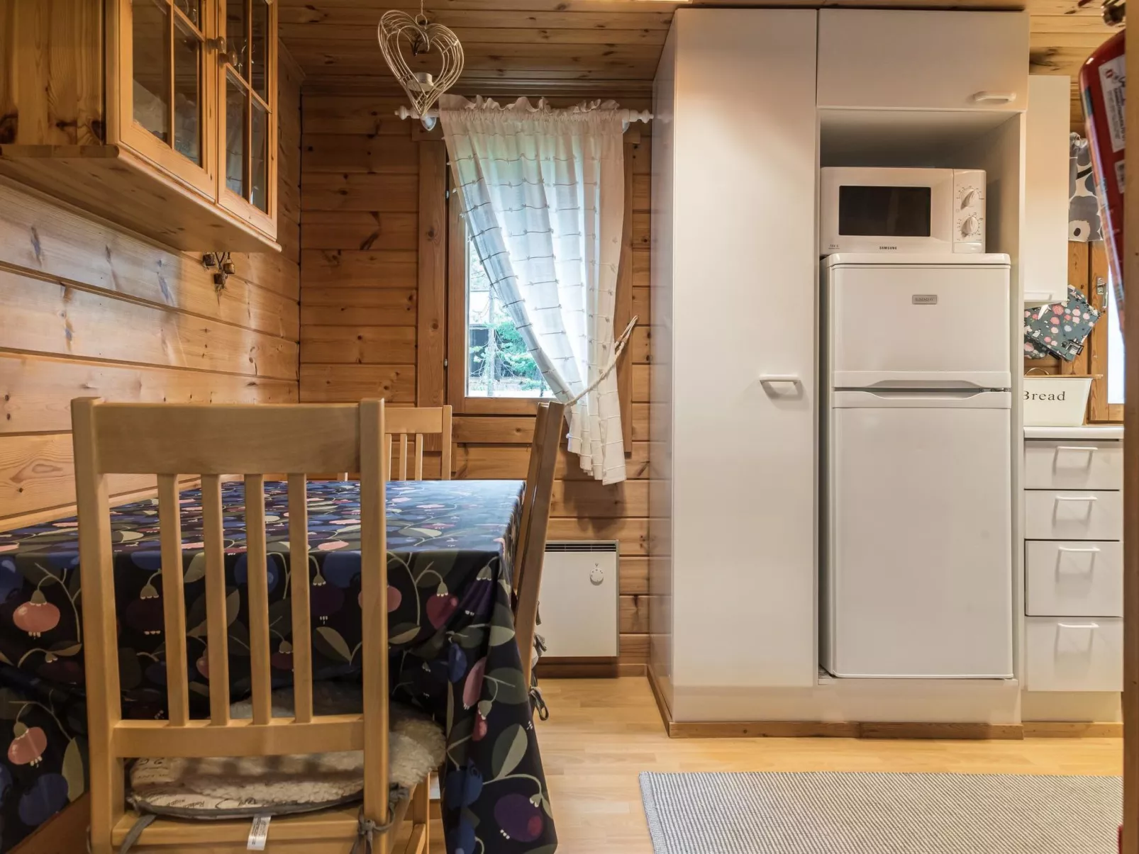 Tunturipöllö (huoneisto 902)-Inside