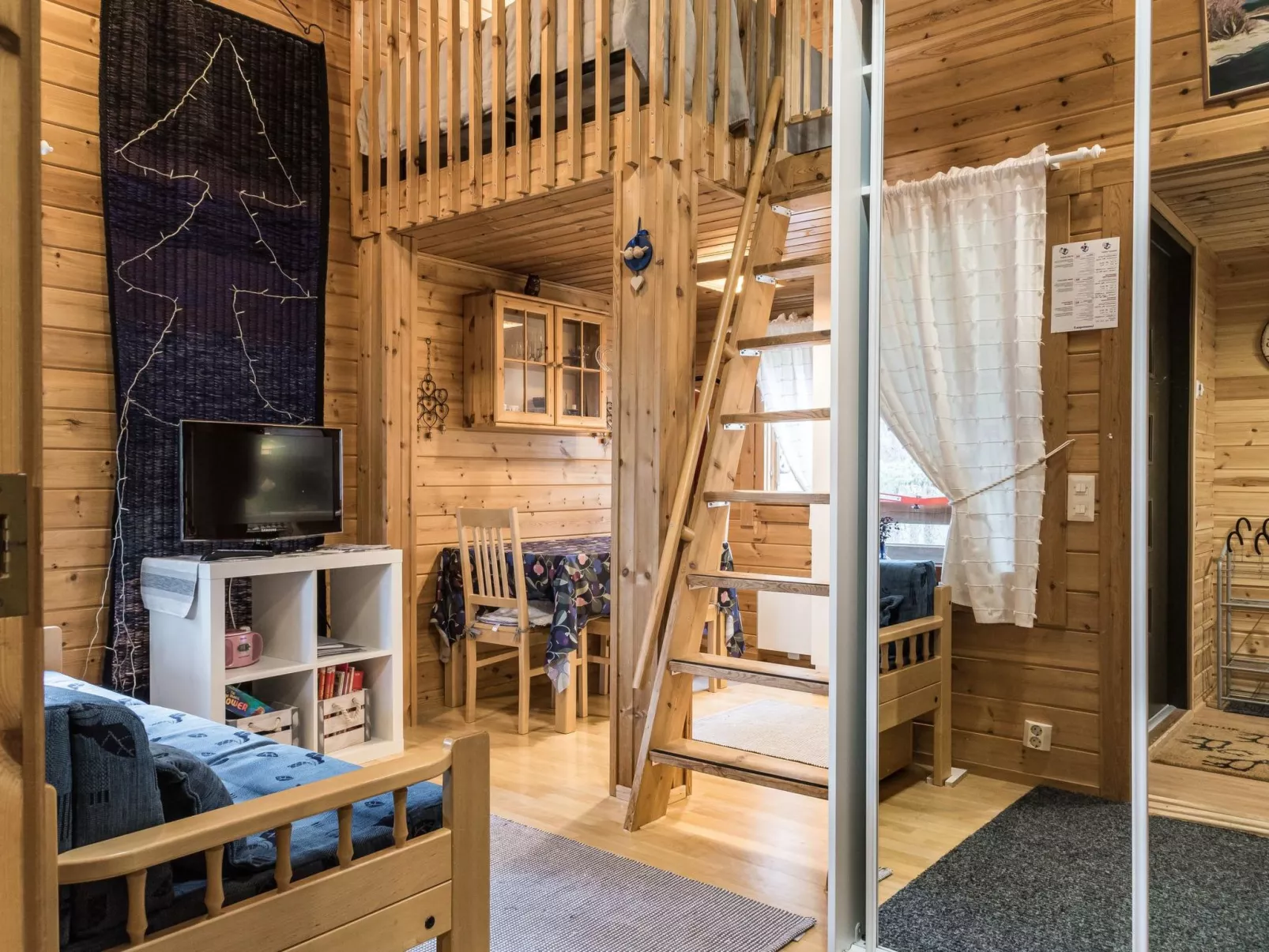 Tunturipöllö (huoneisto 902)-Inside