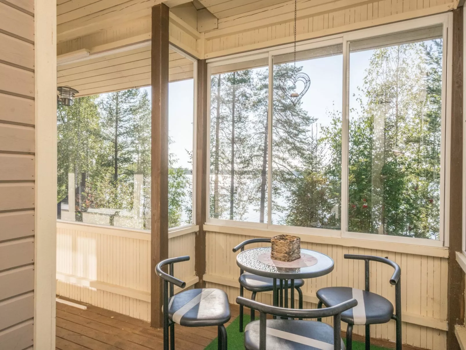 Kärkiniemi-Inside