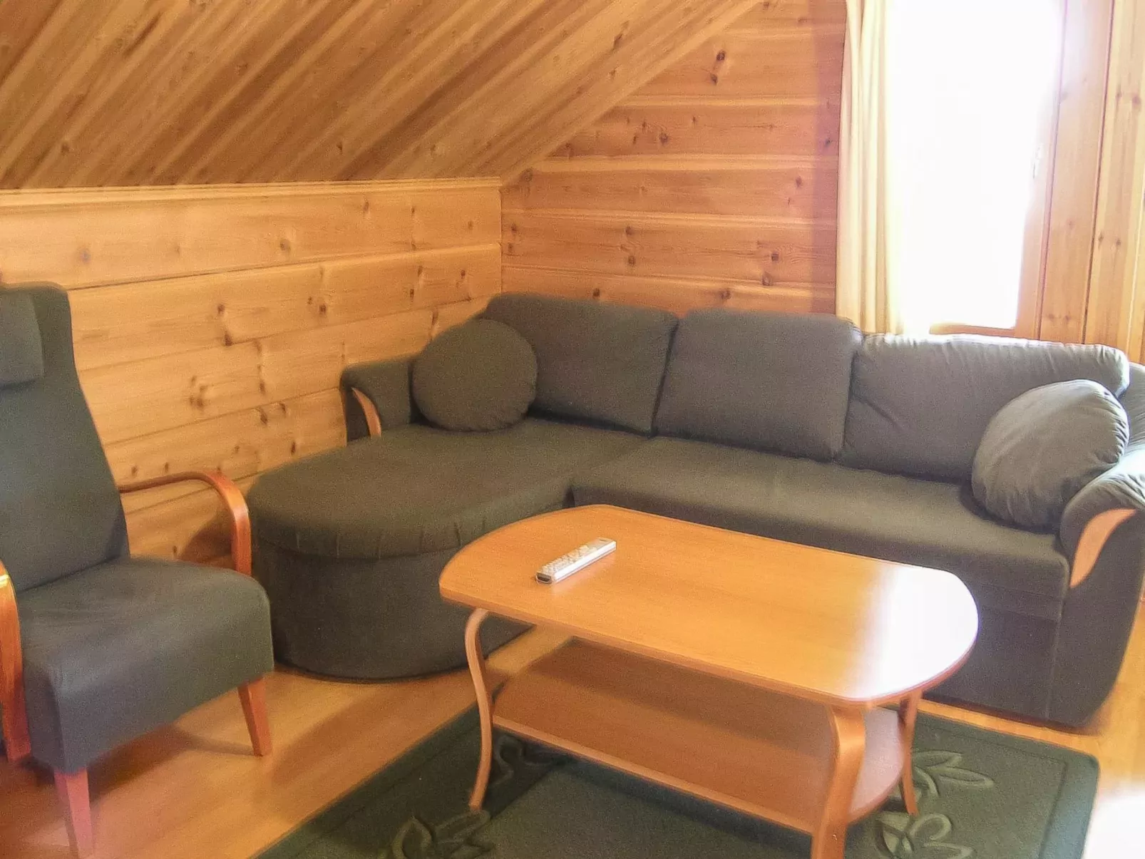 Yläneuvola niemi-Drinnen