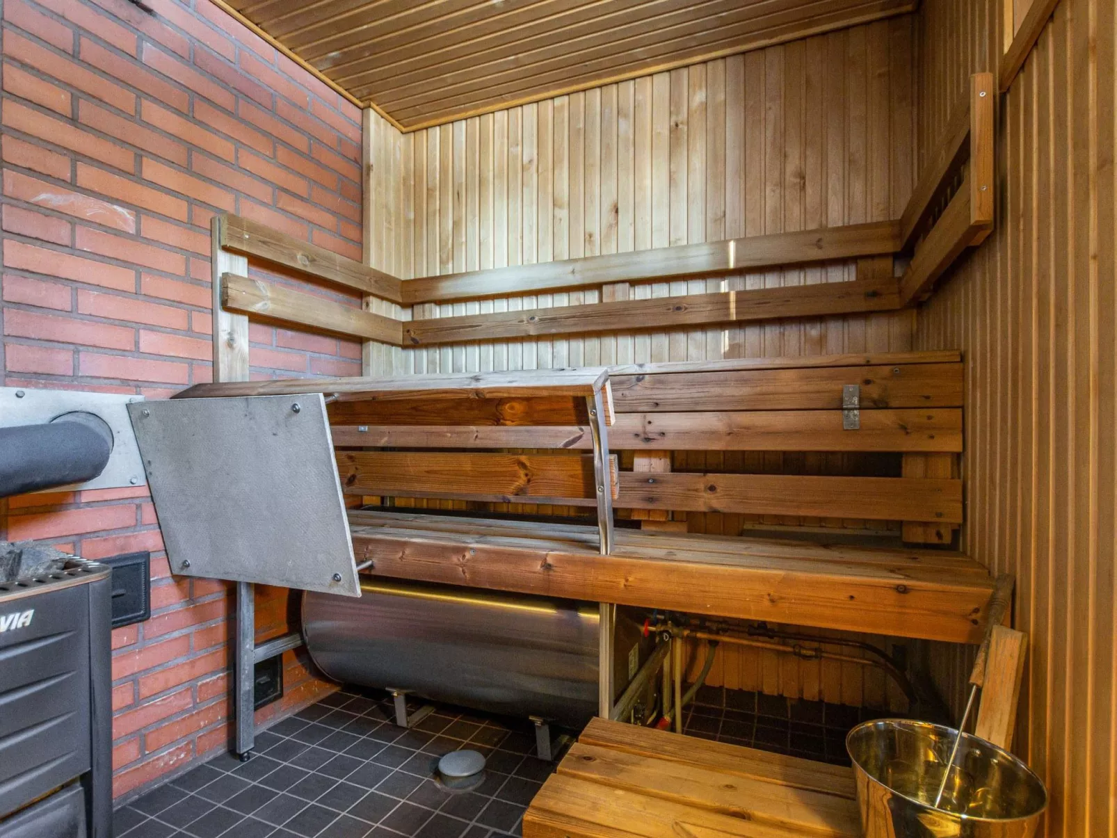 Naurisniemi-Inside