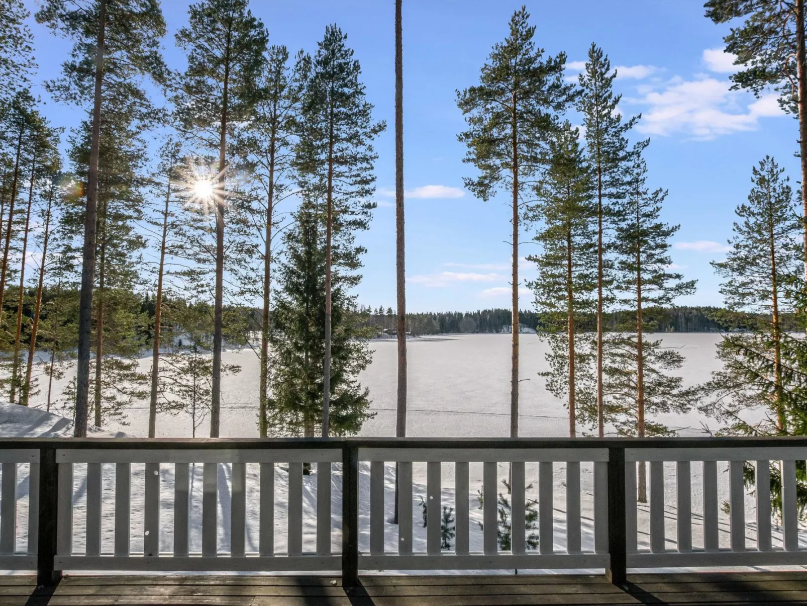 Naurisniemi-Outside